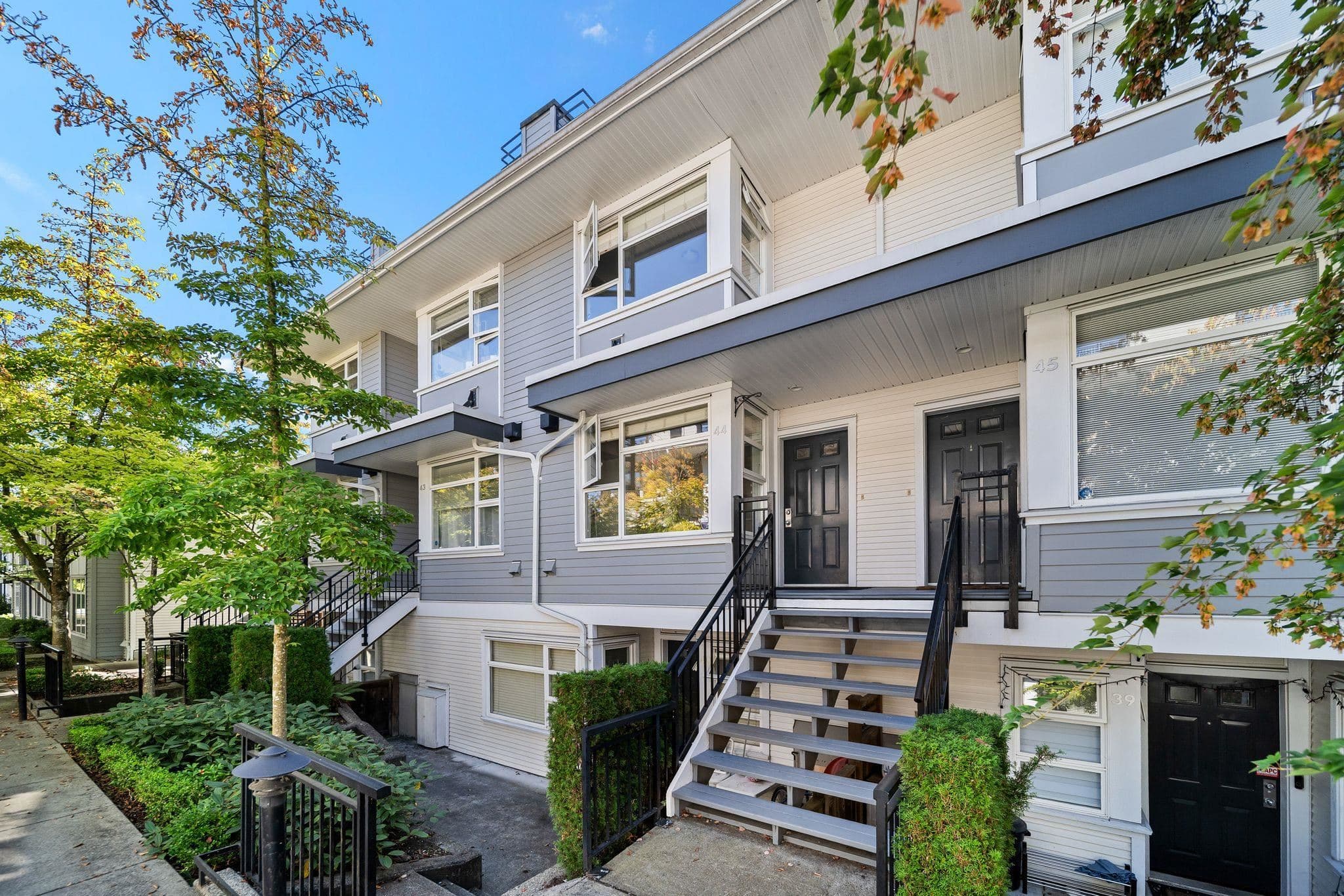 44 - 6528 Denbigh Avenue, Burnaby, V5H 3R8 — photo 2