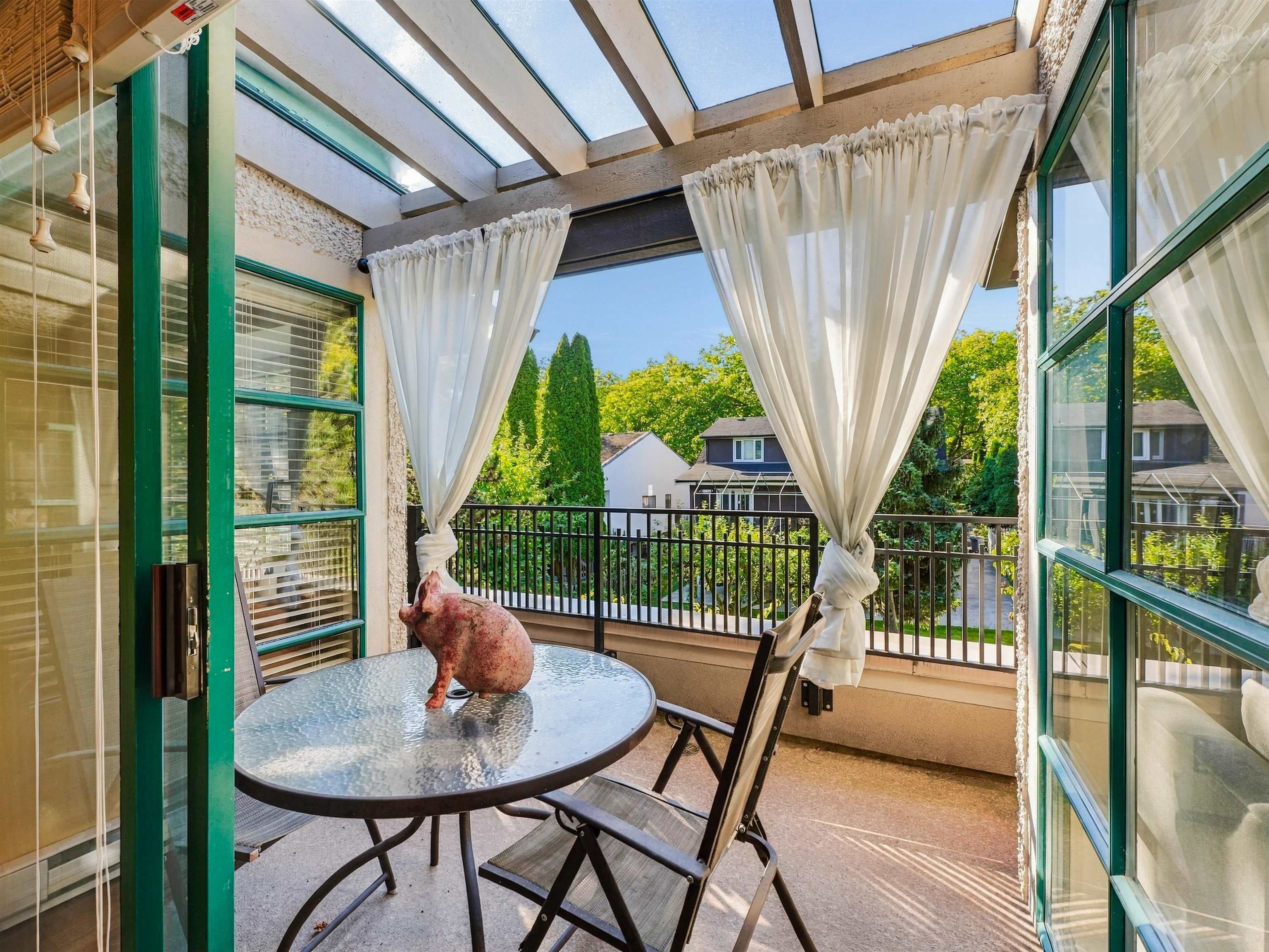308 - 3788 W 8th Avenue, Vancouver, V6R 1Z3 — photo 4