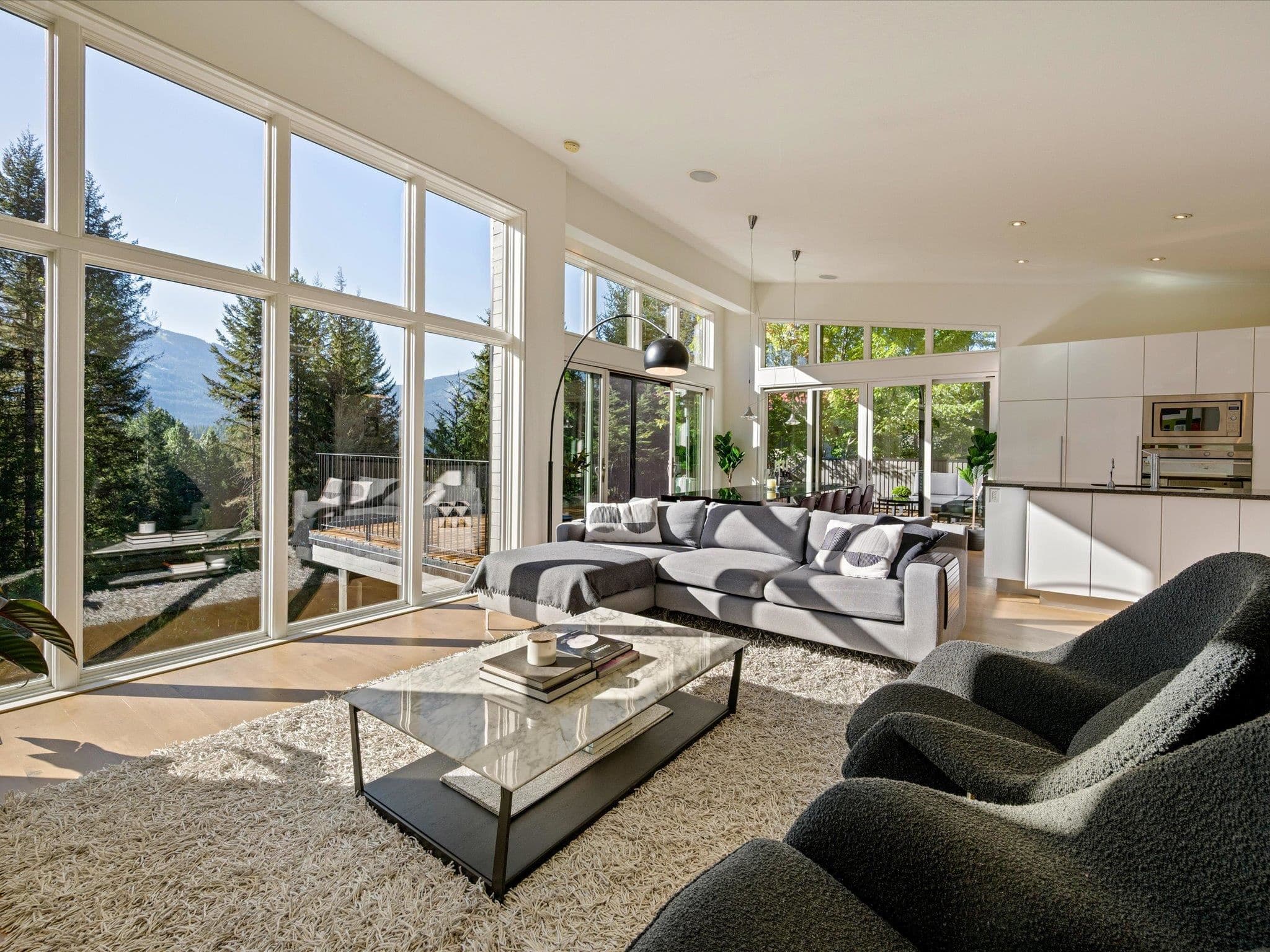 8476 Matterhorn Drive, Whistler, V8E 0G1 — photo 5