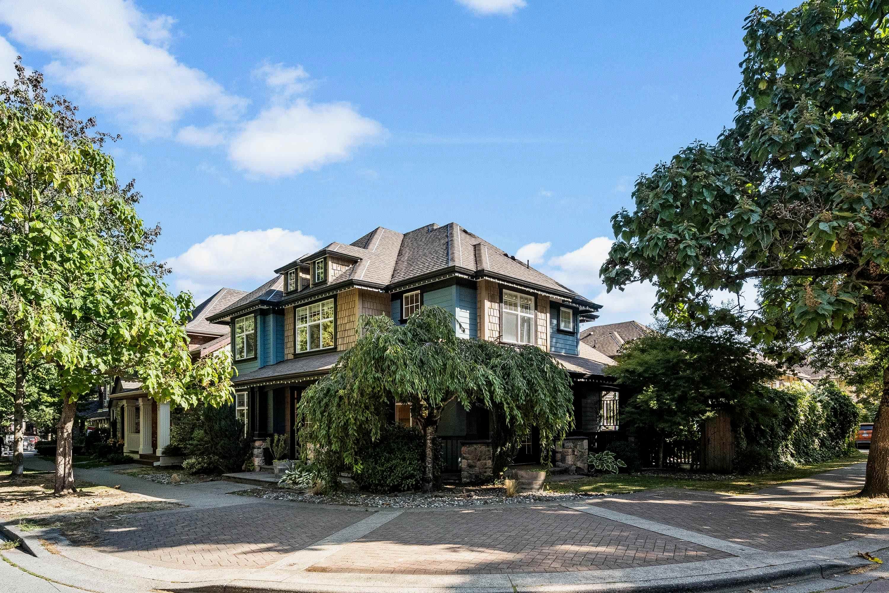 5782 Garrison Boulevard, Chilliwack, V2R 5X9 — photo 2