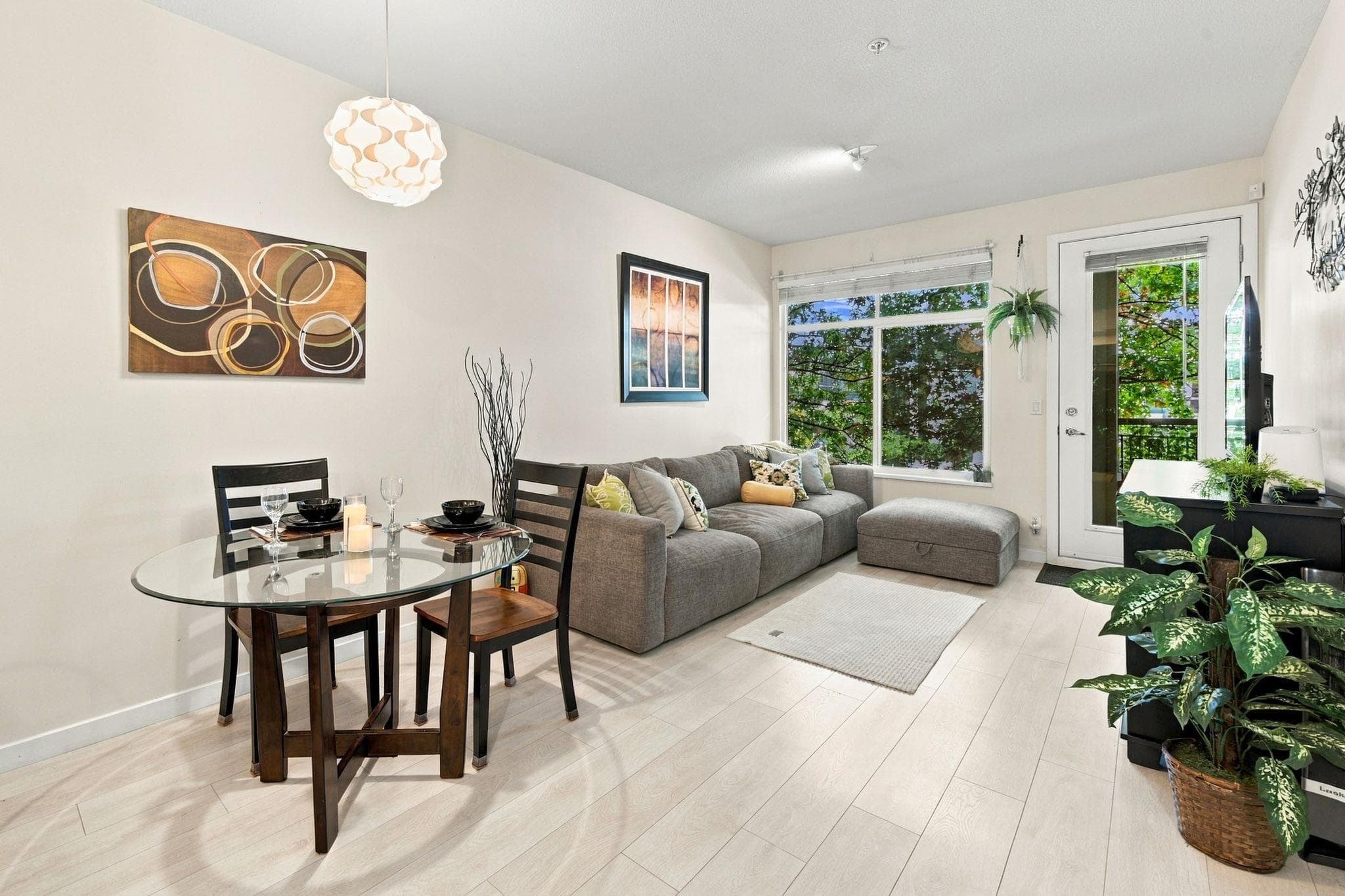 206 - 10499 University Drive, Surrey, V3T 0A4 — photo 1