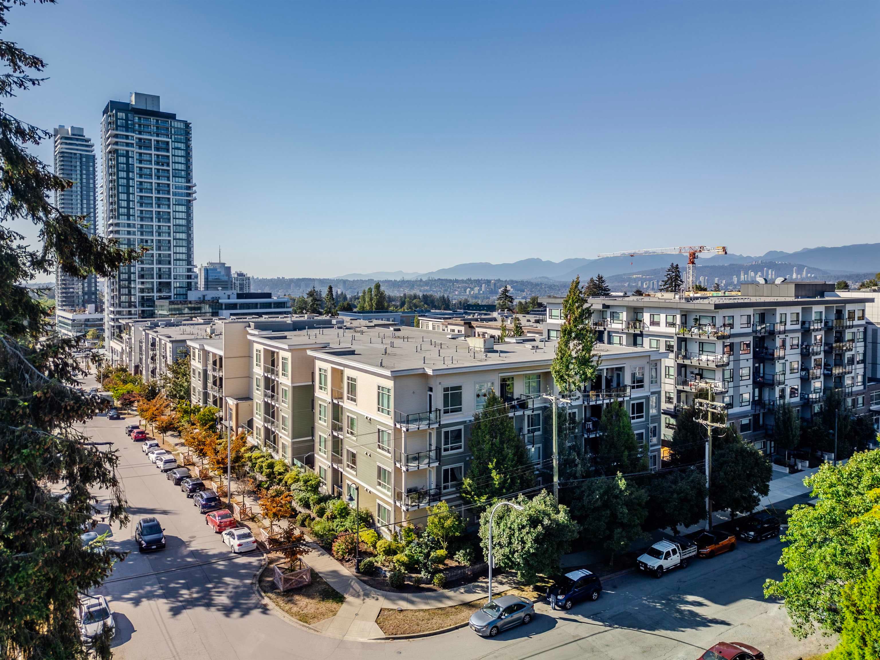 522 - 13789 107a Avenue, Surrey, V3T 0B8 — photo 4