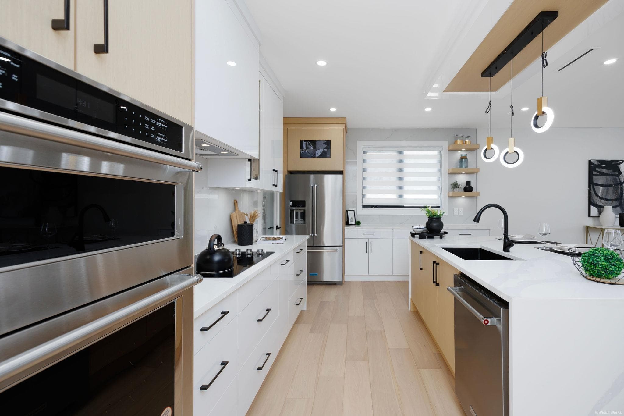 970 Laurel Court, Coquitlam, V3C 5M1 — photo 5