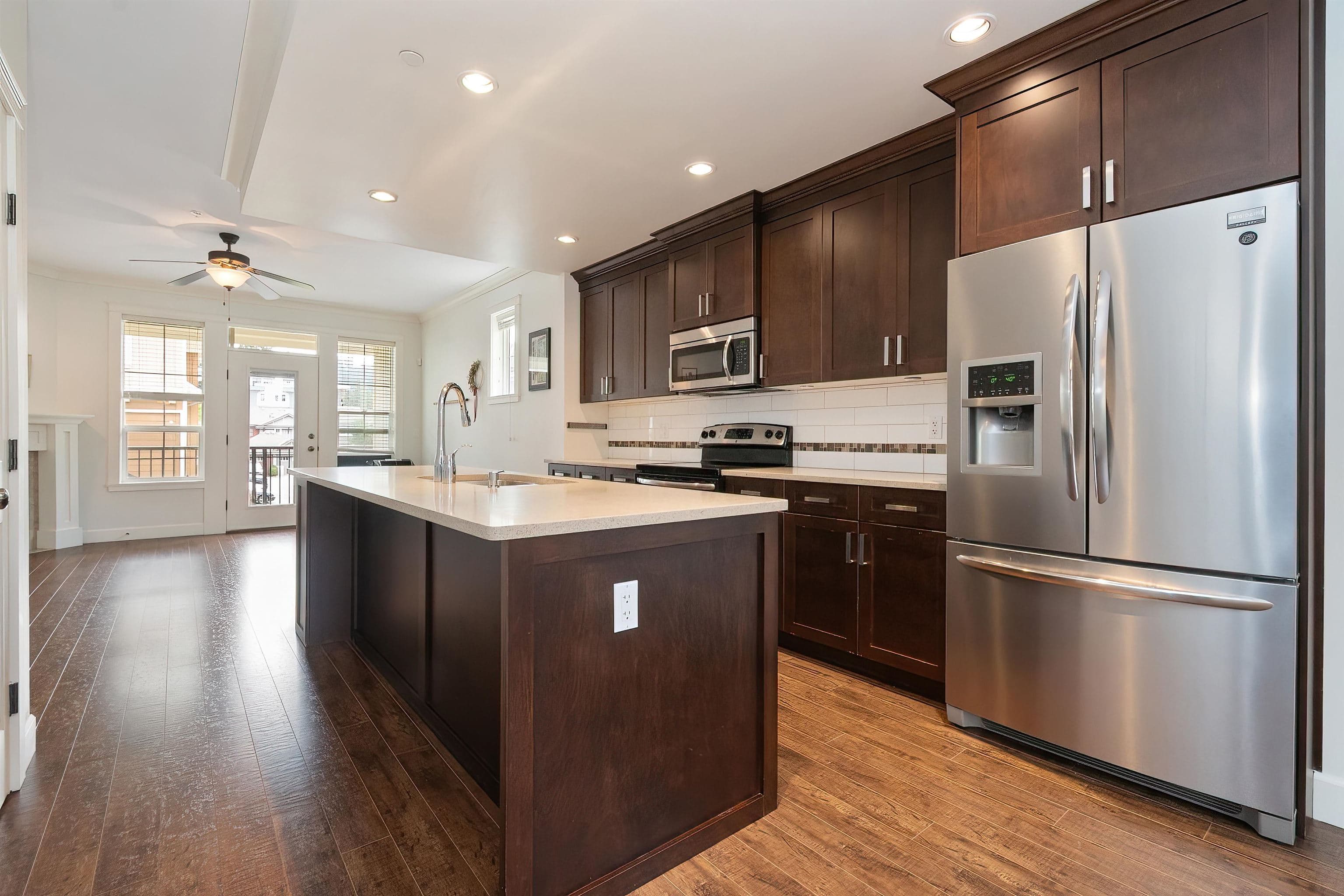 26 - 45290 Soowahlie Crescent, Chilliwack, V2R 0S6 — photo 2
