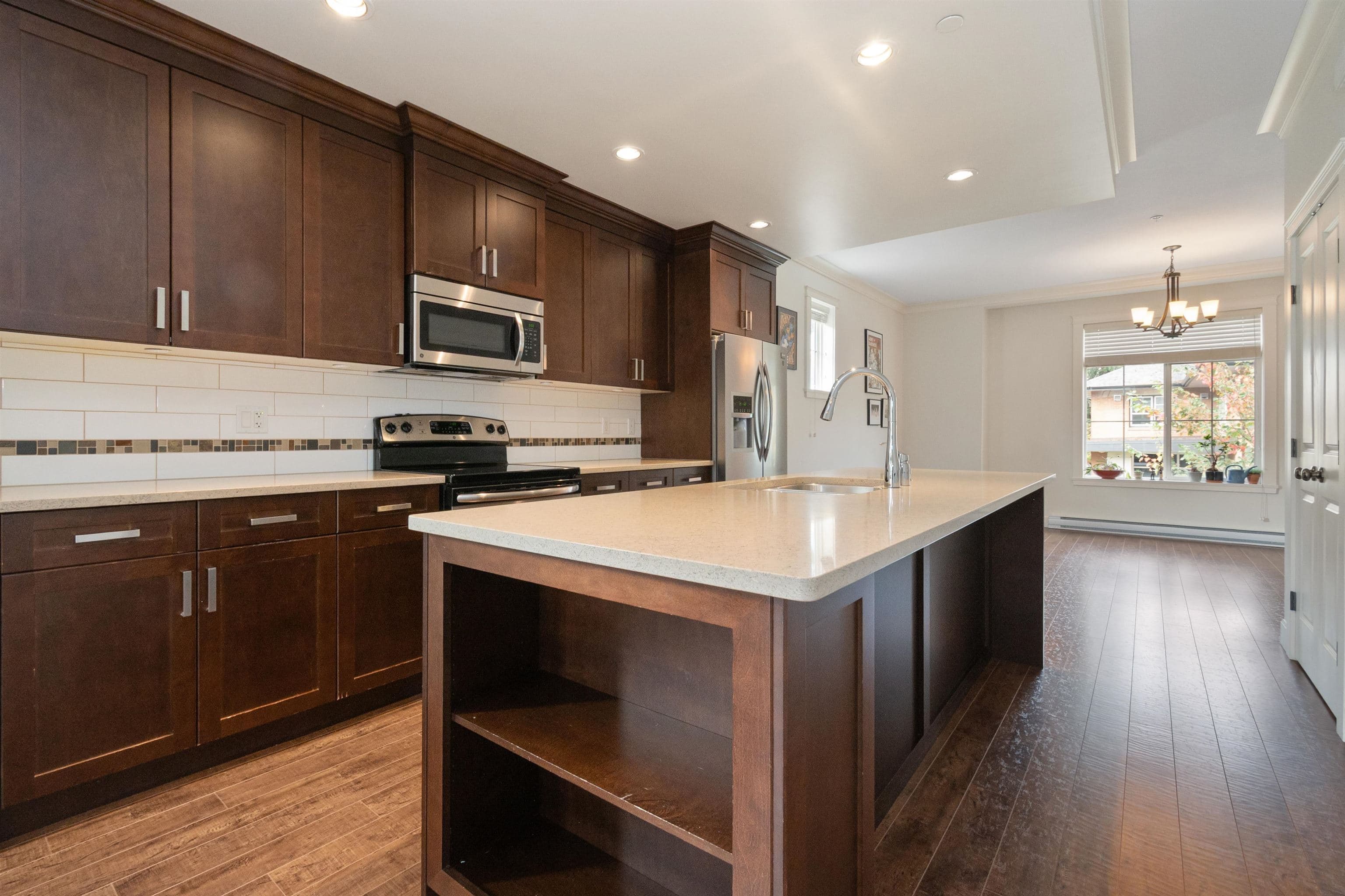 26 - 45290 Soowahlie Crescent, Chilliwack, V2R 0S6 — photo 3