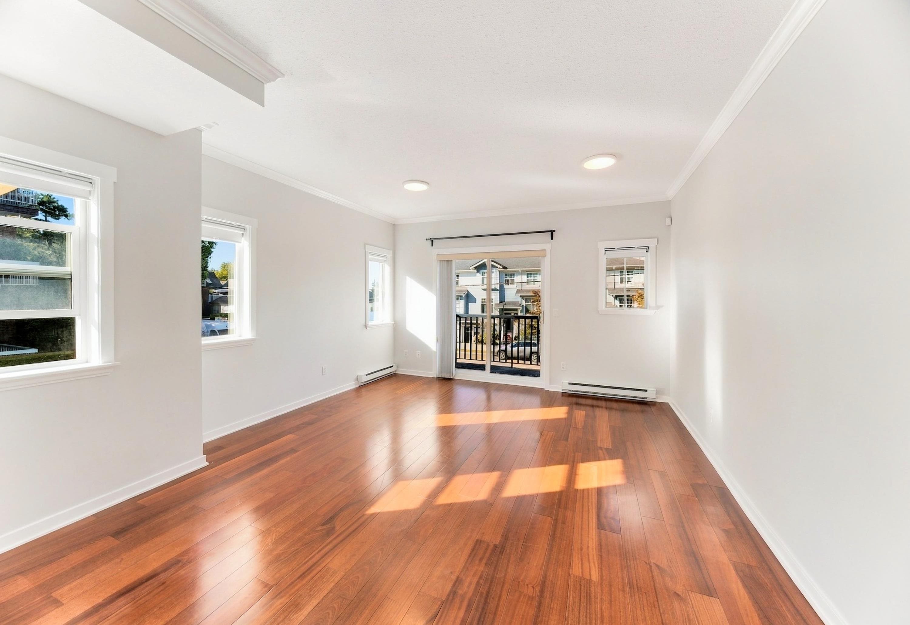 13 - 4288 Sardis Street, Burnaby, V5H 1K4 — photo 4