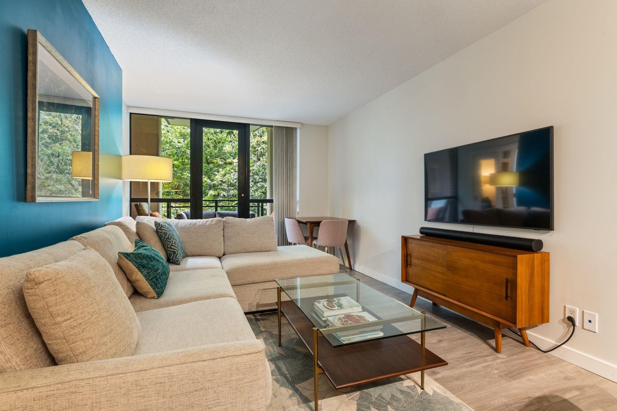 306 - 977 Mainland Street, Vancouver, V6B 1T2 — photo 3