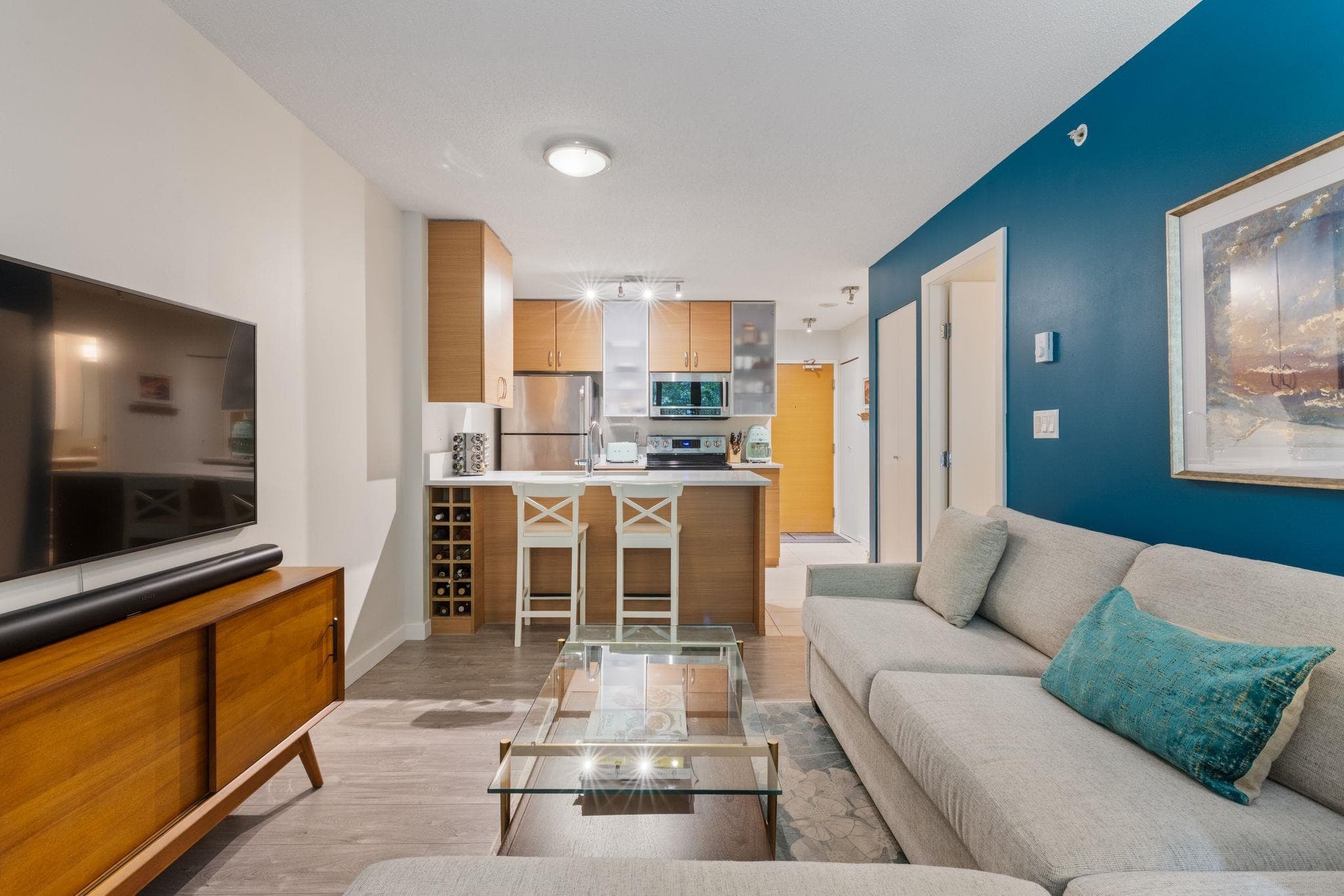 306 - 977 Mainland Street, Vancouver, V6B 1T2 — photo 4