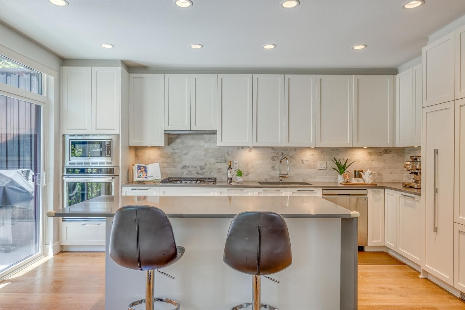 34 - 3306 Princeton Avenue, Coquitlam, V3E 0M9 — photo 4