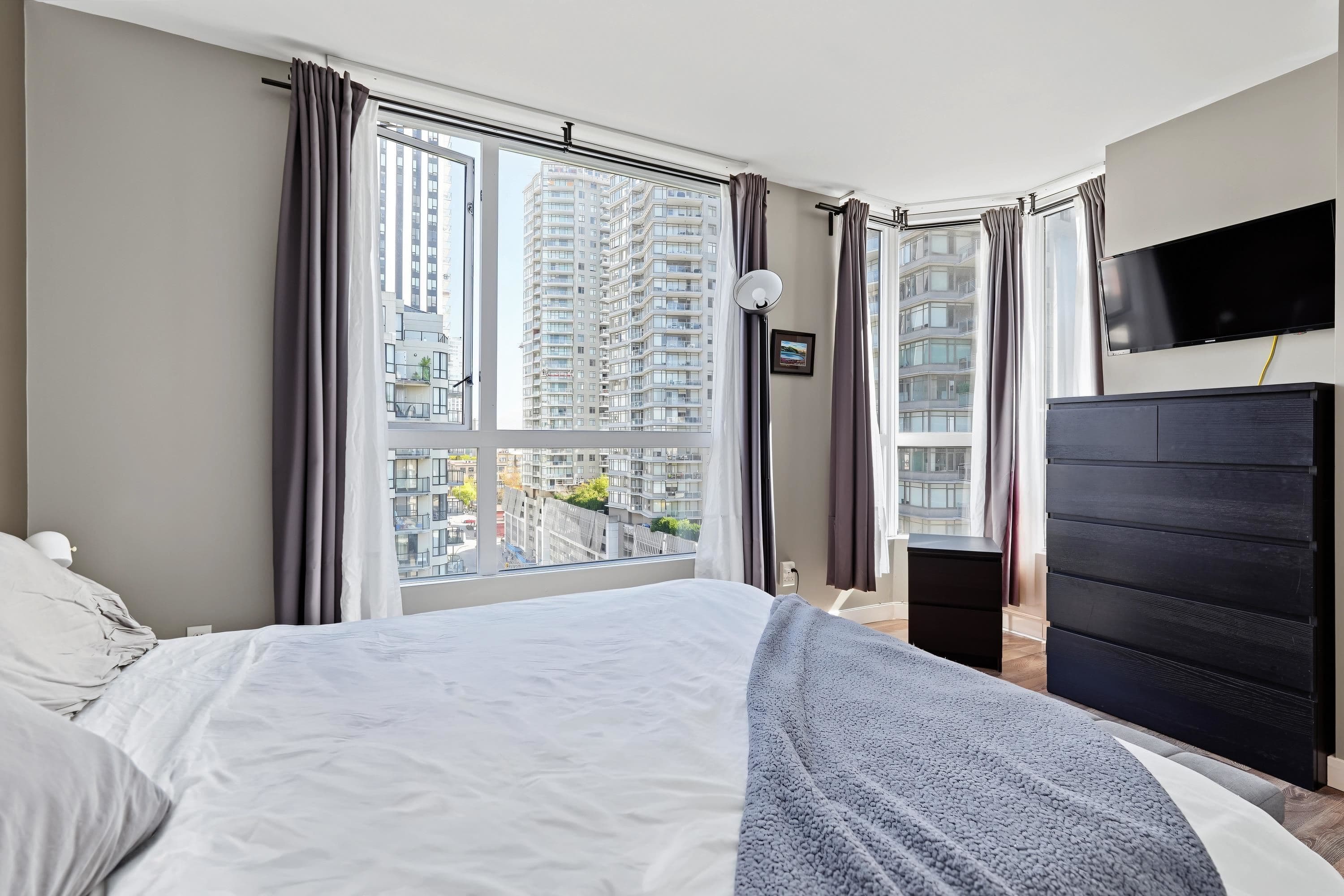 1105 - 55 Tenth Street, New Westminster, V3M 6R5 — photo 3