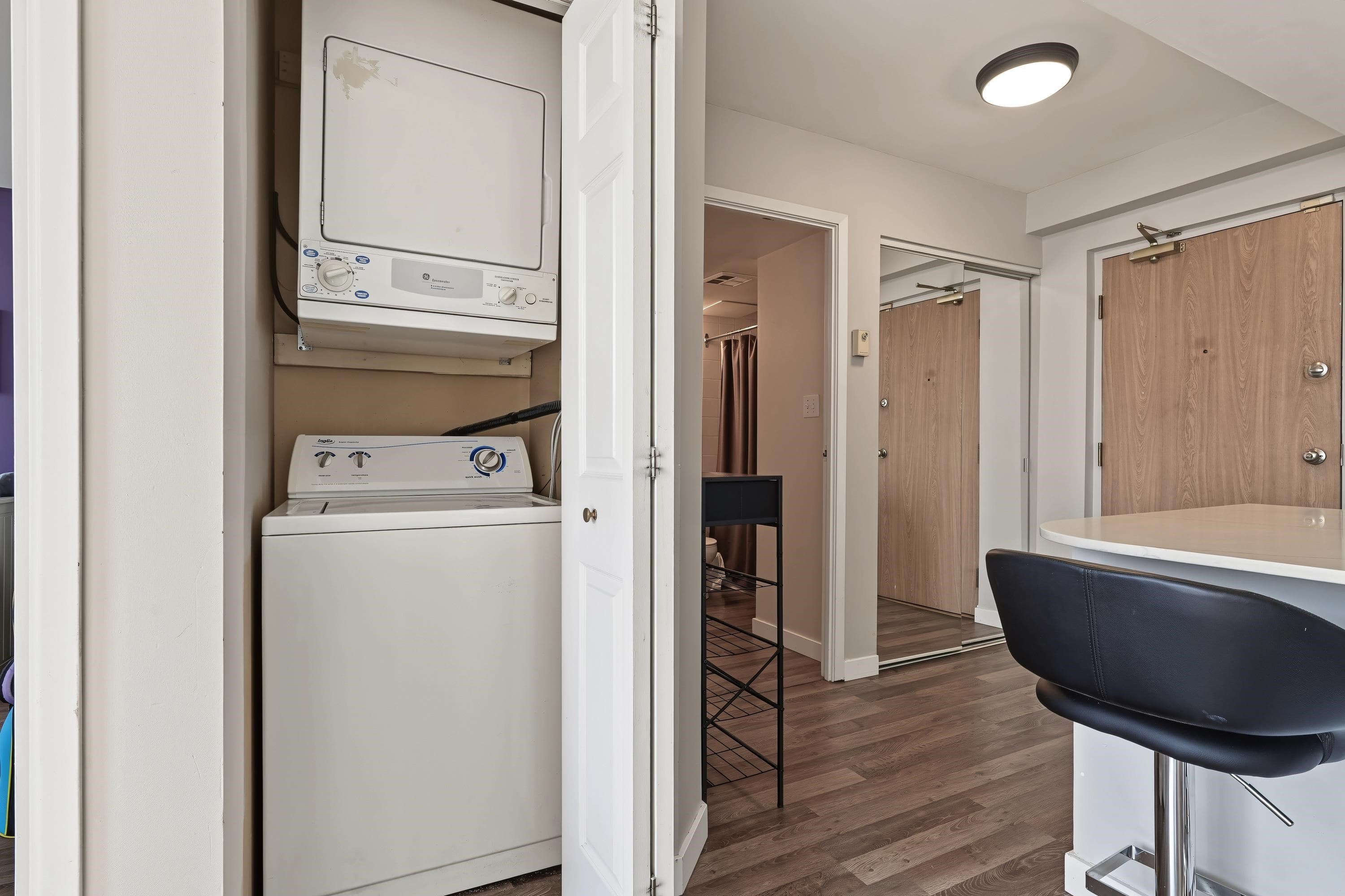 1105 - 55 Tenth Street, New Westminster, V3M 6R5 — photo 1