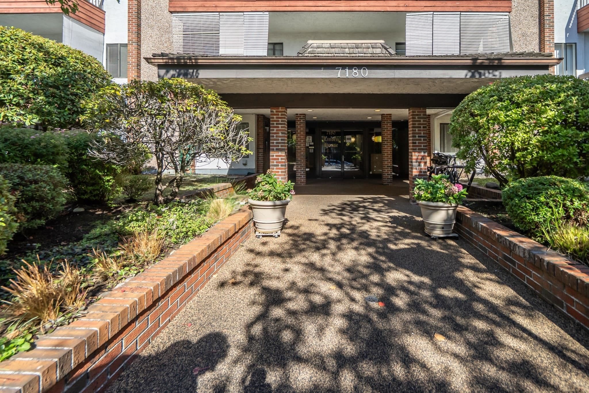 107 - 7180 Linden Avenue, Burnaby, V5E 3G6 — photo 3