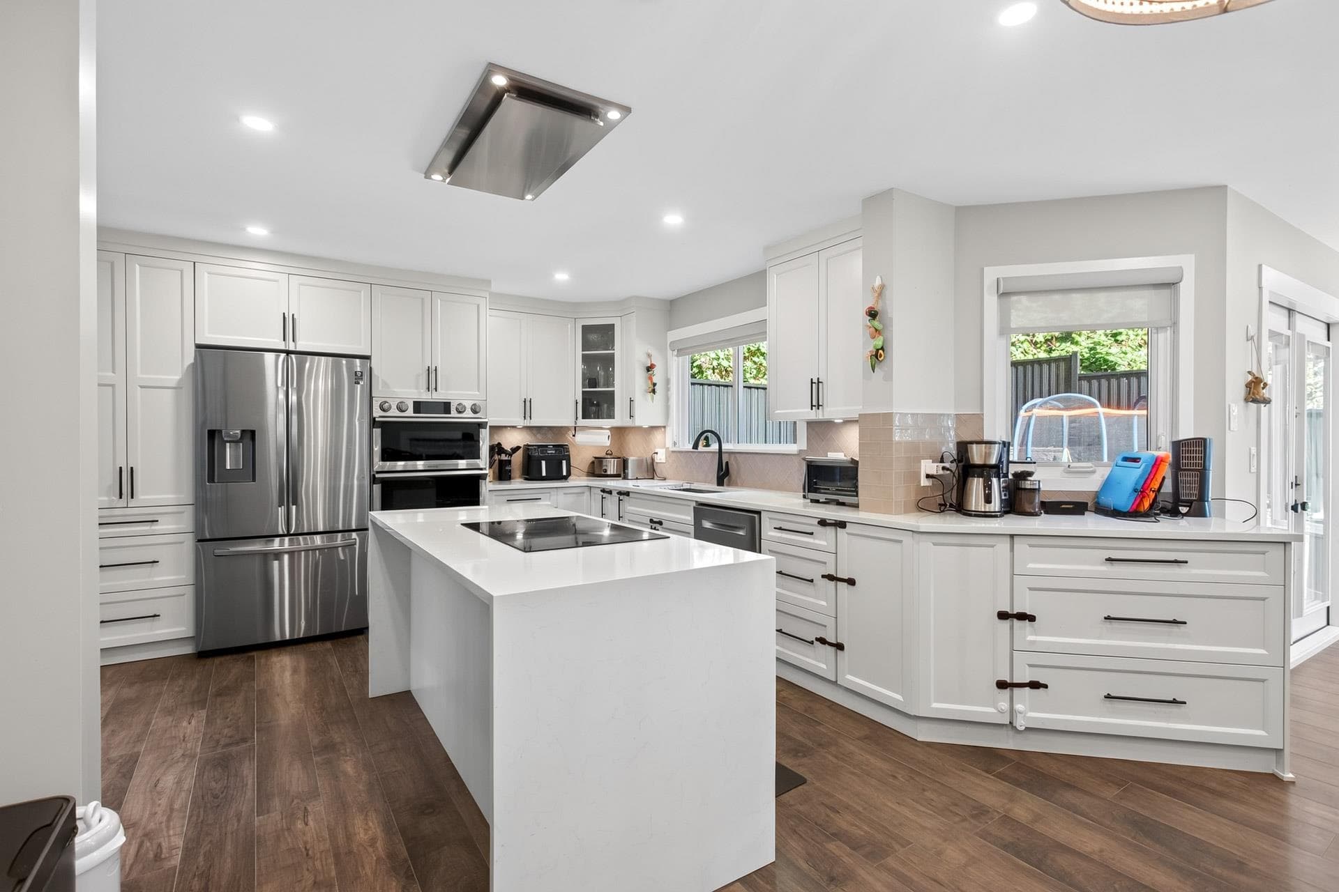 2909 Meadowvista Place, Coquitlam, V3E 2R9 — photo 4