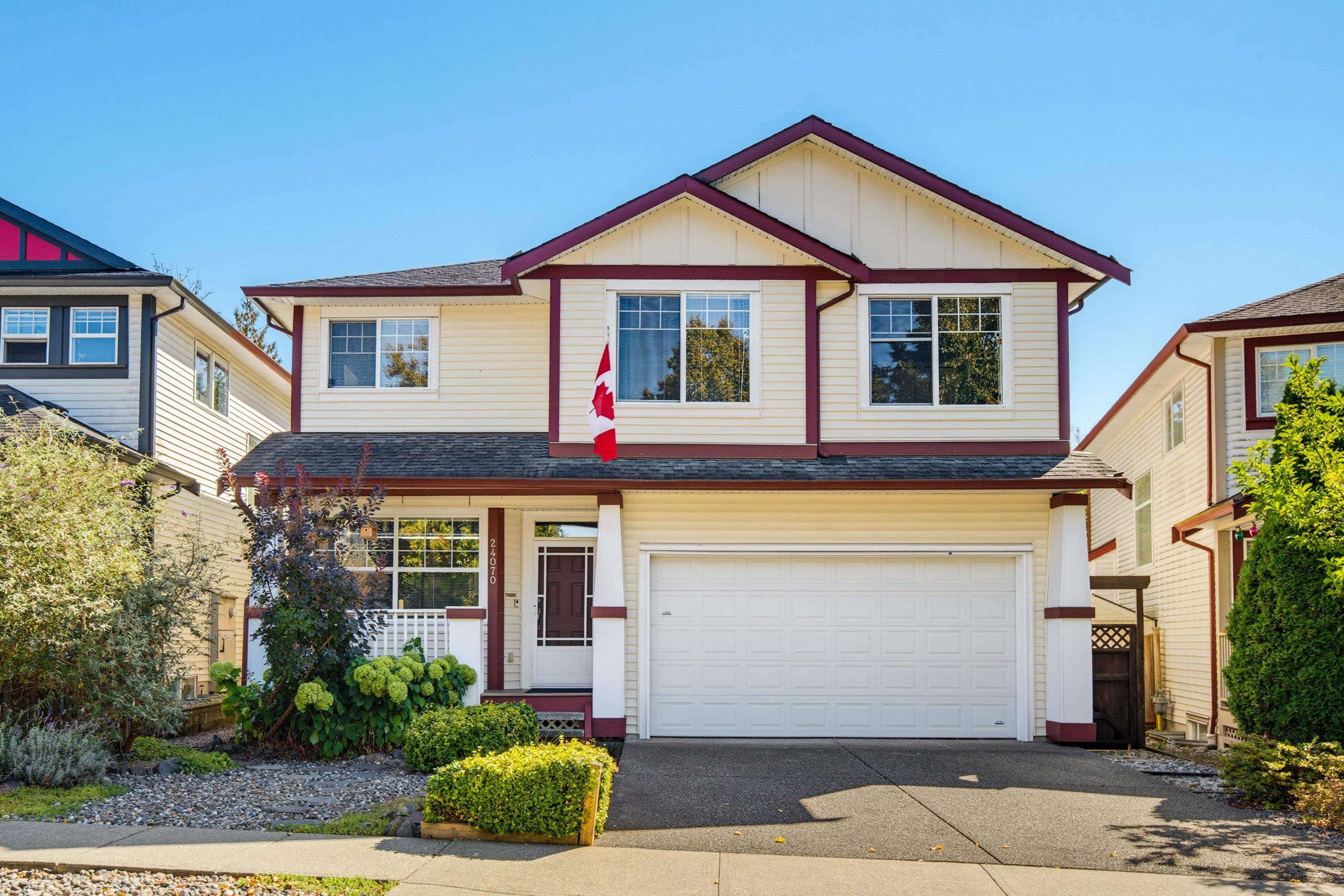 24070 Hill Avenue, Maple Ridge, V2W 1Z9 — photo 1