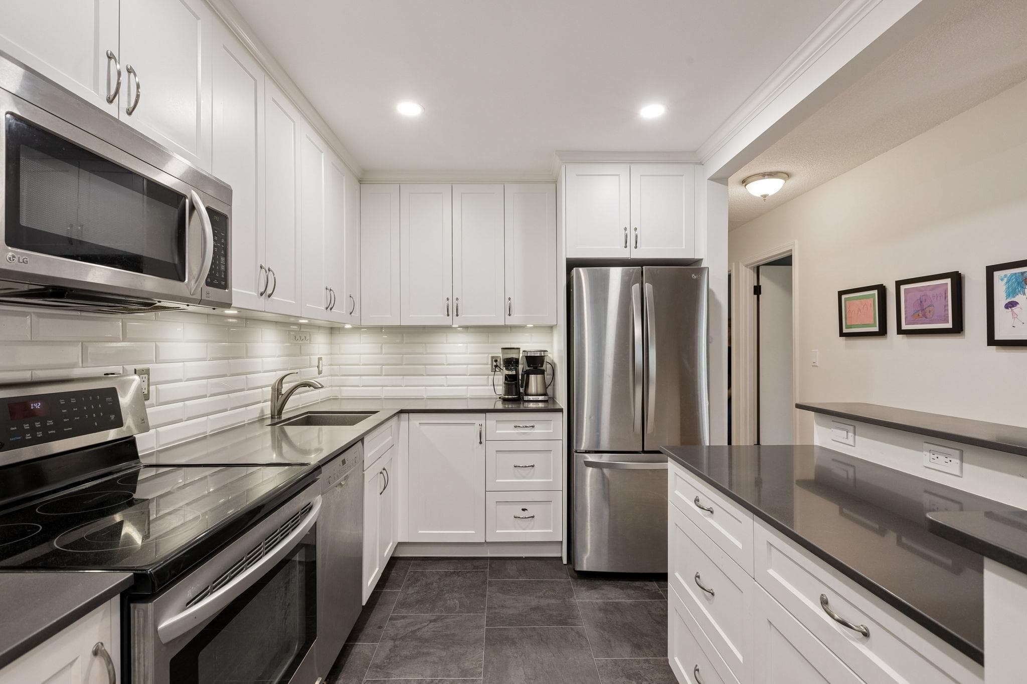 209 - 310 E 3rd Street, North Vancouver