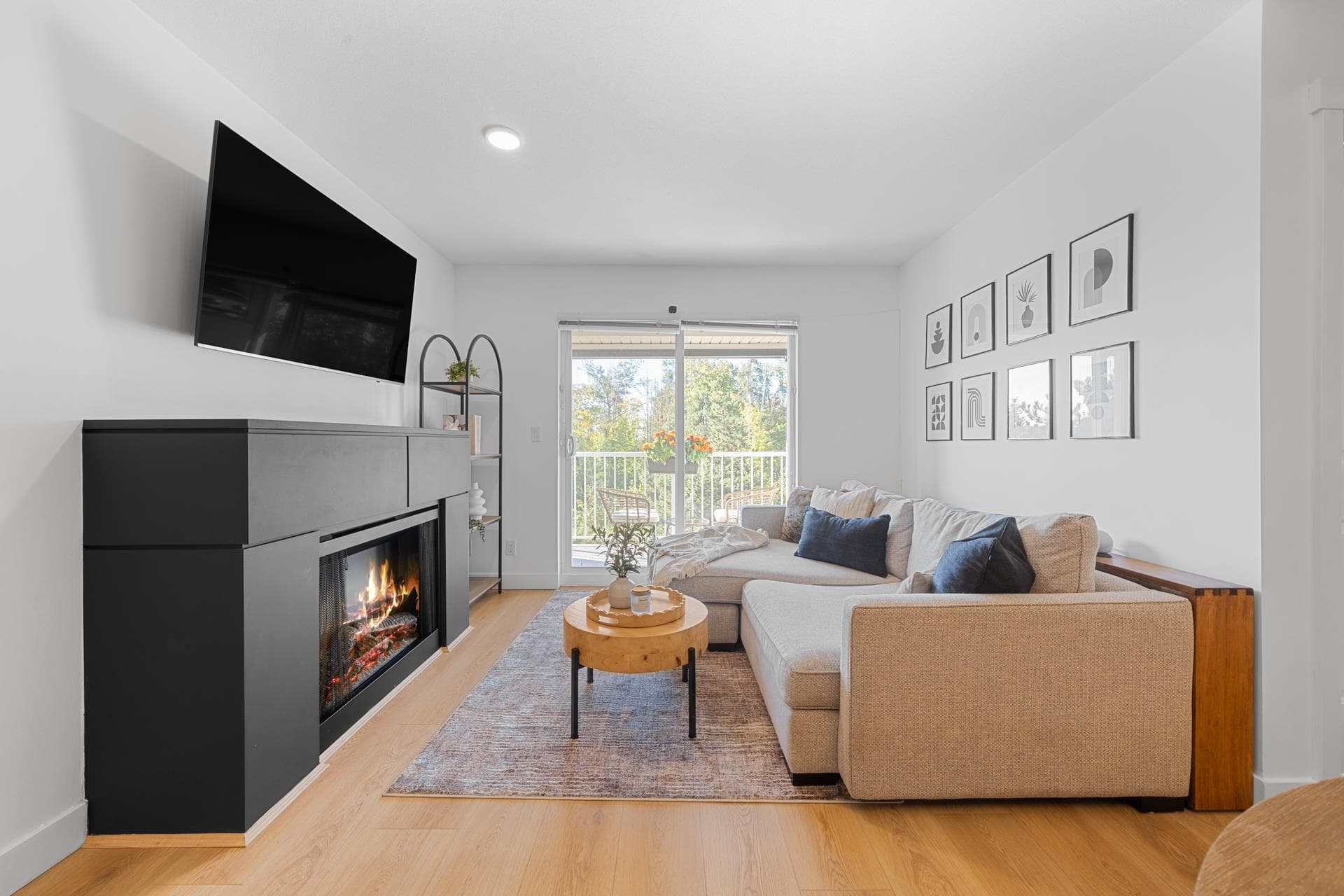 310 - 19388 65 Avenue, Surrey