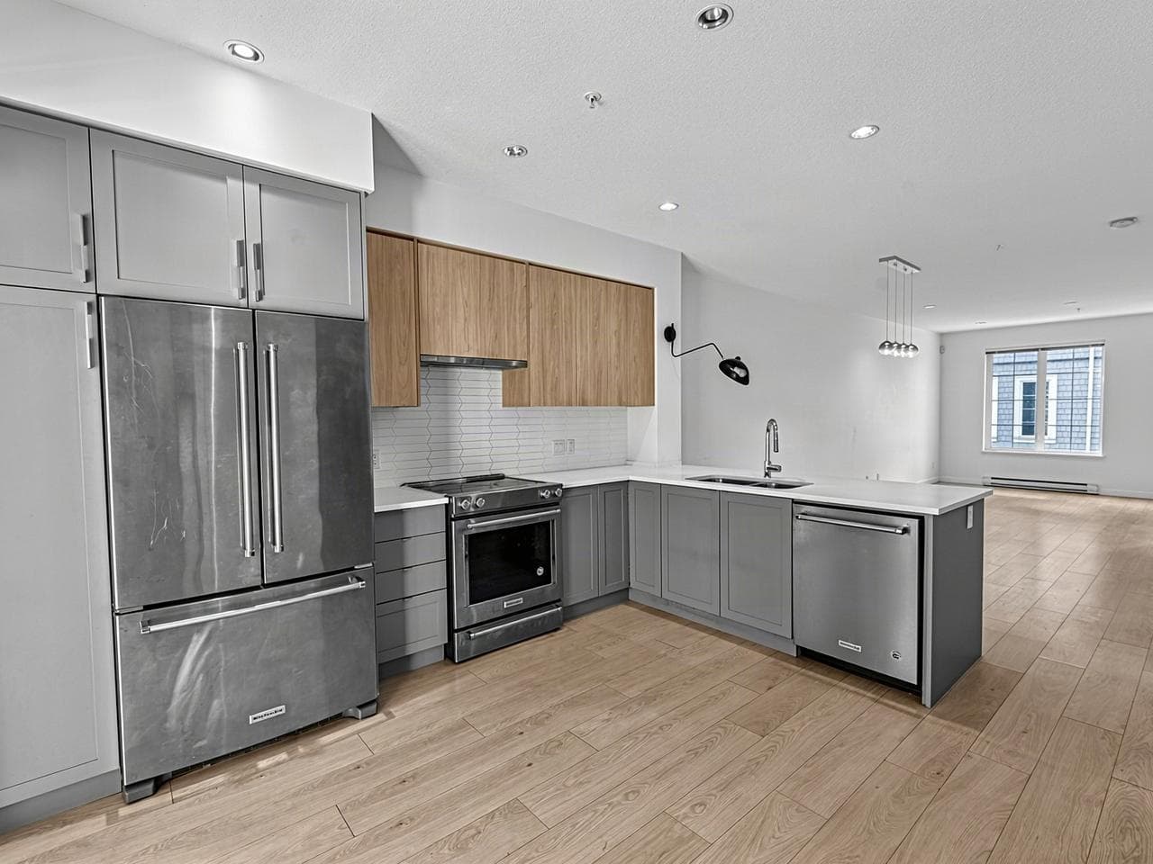 17 - 2560 Pitt River Road, Port Coquitlam, V3C 0G6 — photo 5