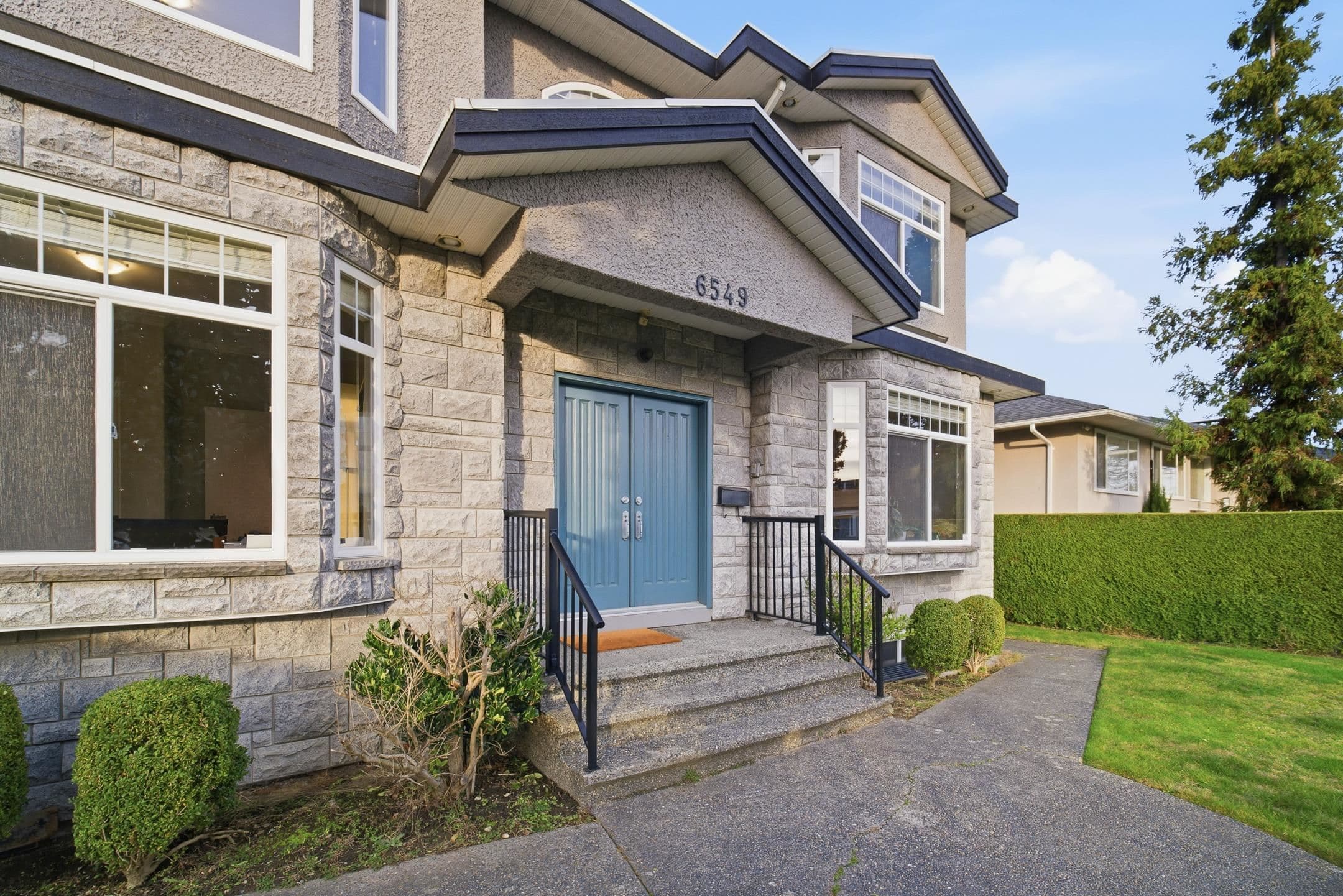 6549 Dunnedin Street, Burnaby, V5B 1Y7 — photo 3