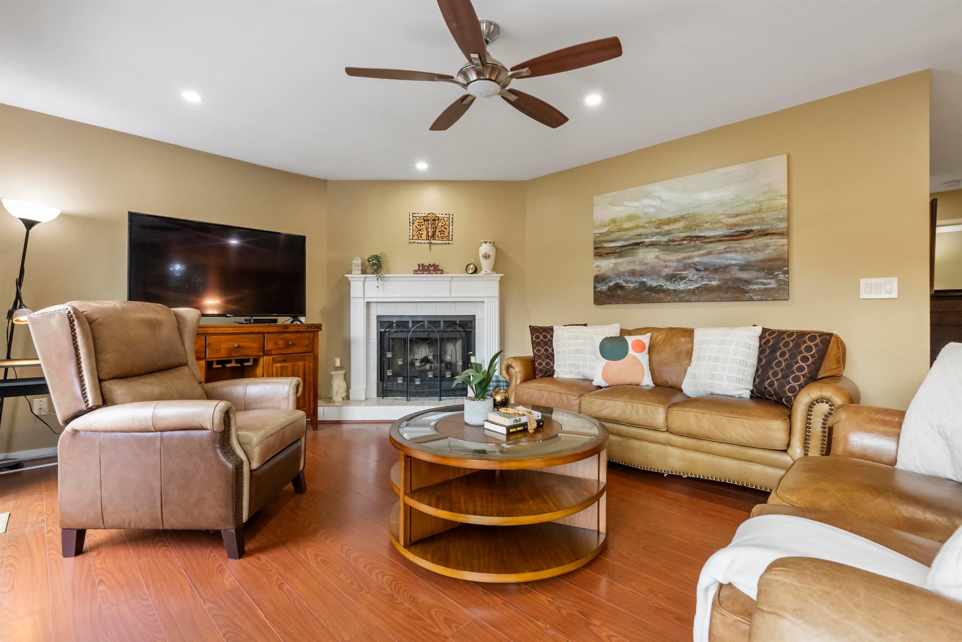 101 - 1180 Falcon Drive, Coquitlam, V3E 2K5 — photo 4