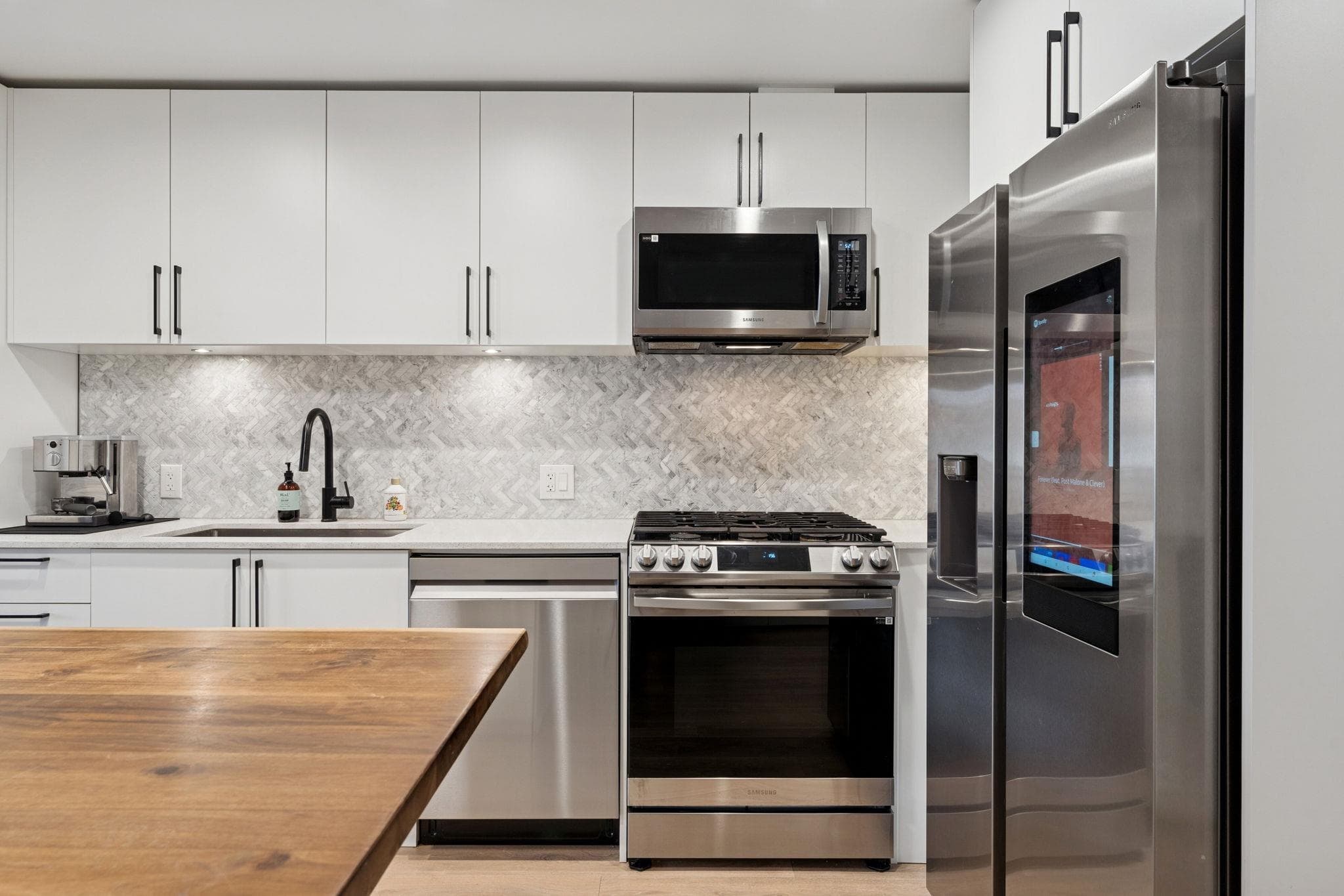 142 - 545 E 2nd Street, North Vancouver, V7L 1E1 — photo 5