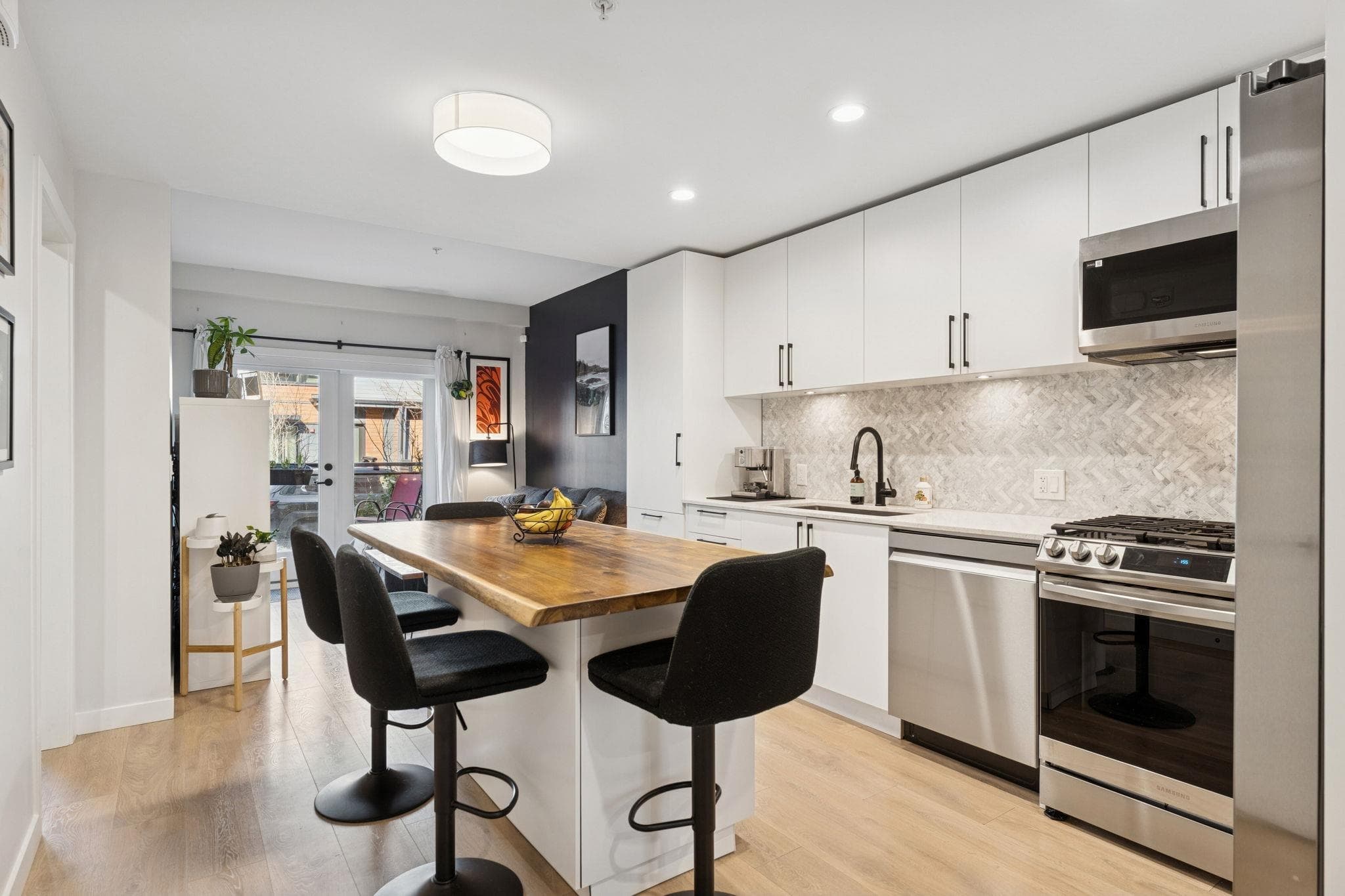 142 - 545 E 2nd Street, North Vancouver, V7L 1E1 — photo 4