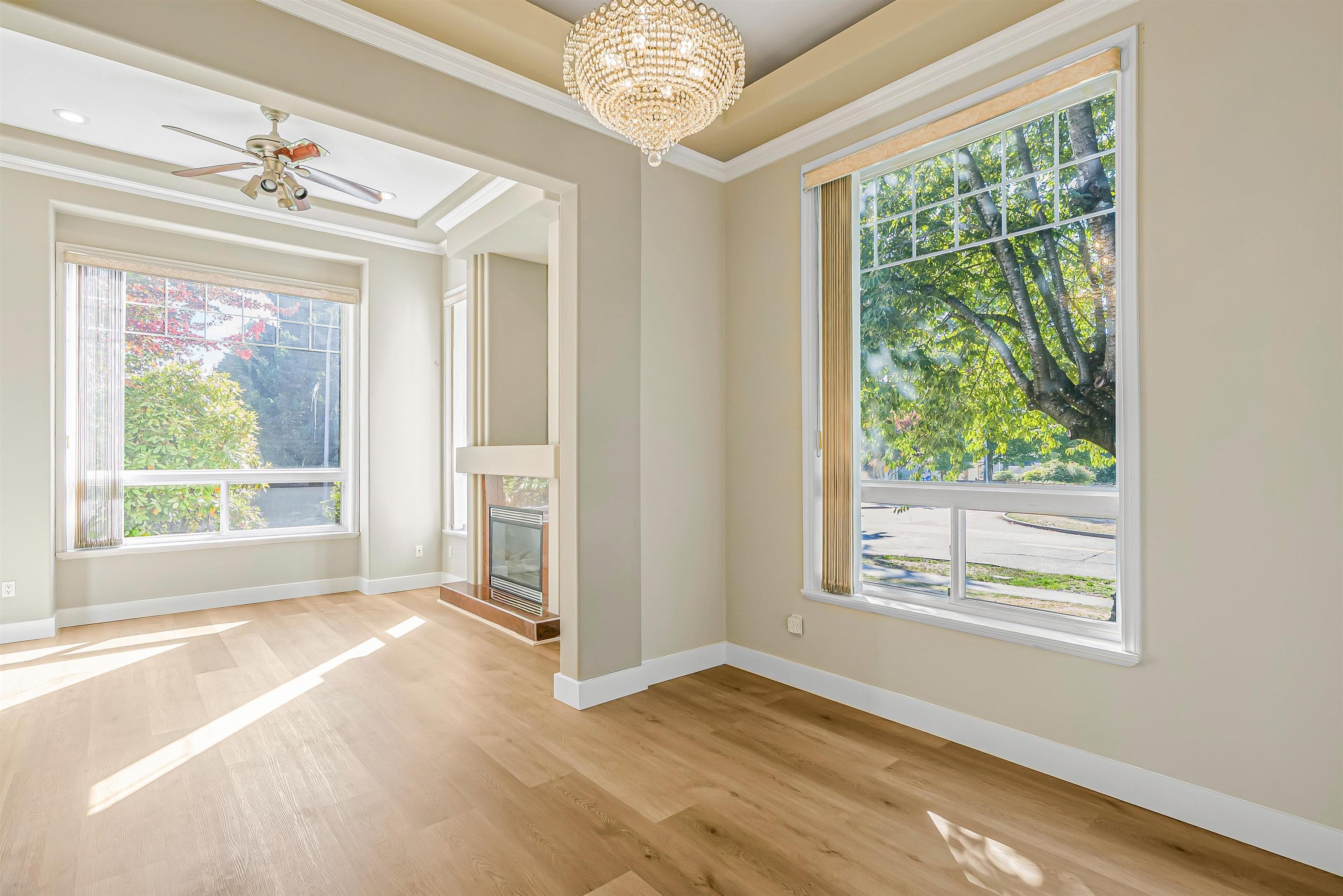 14405 89a Avenue, Surrey, V3R 1A3 — photo 4