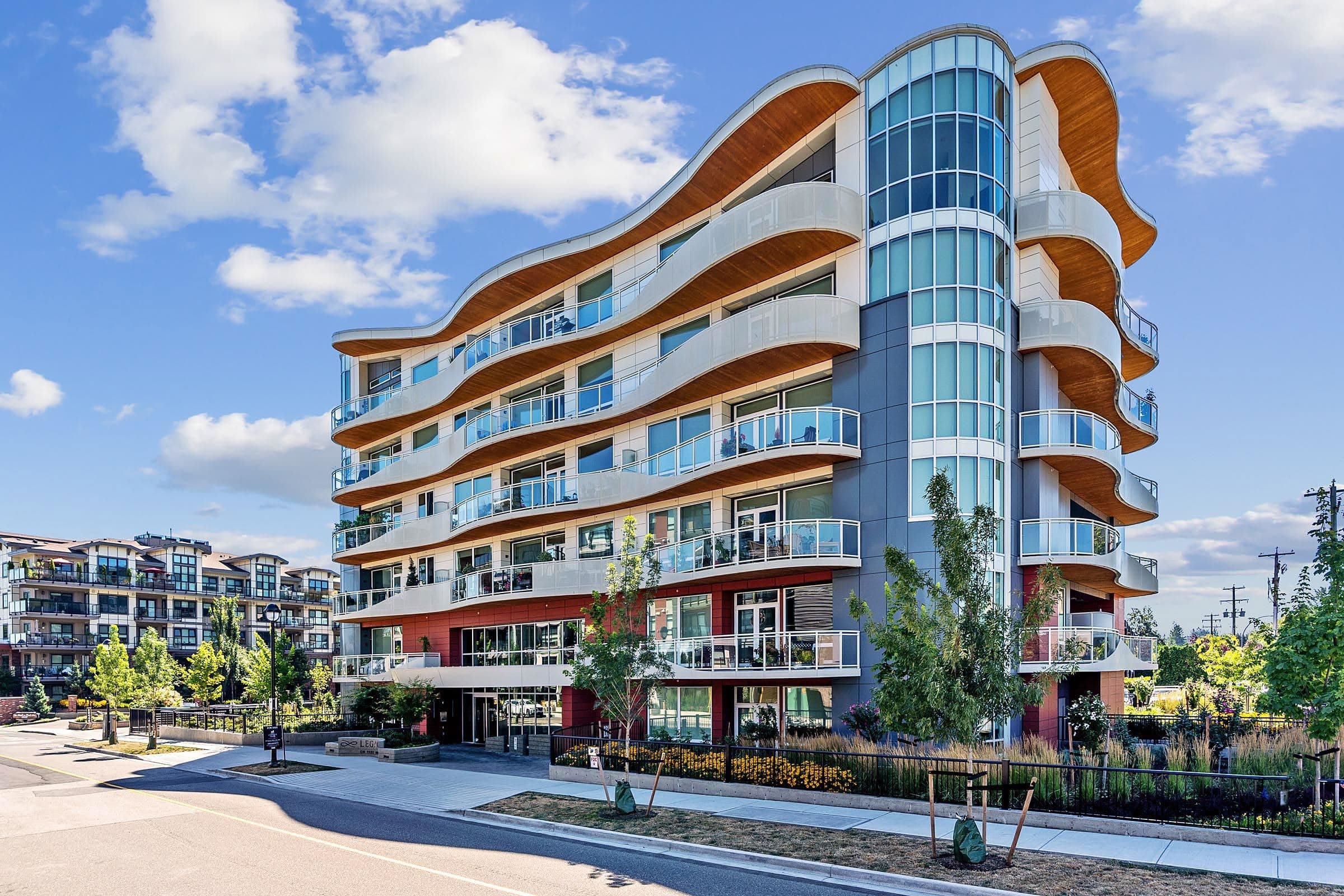 207 - 20416 Park Avenue, Langley, V3A 0N2 — photo 1