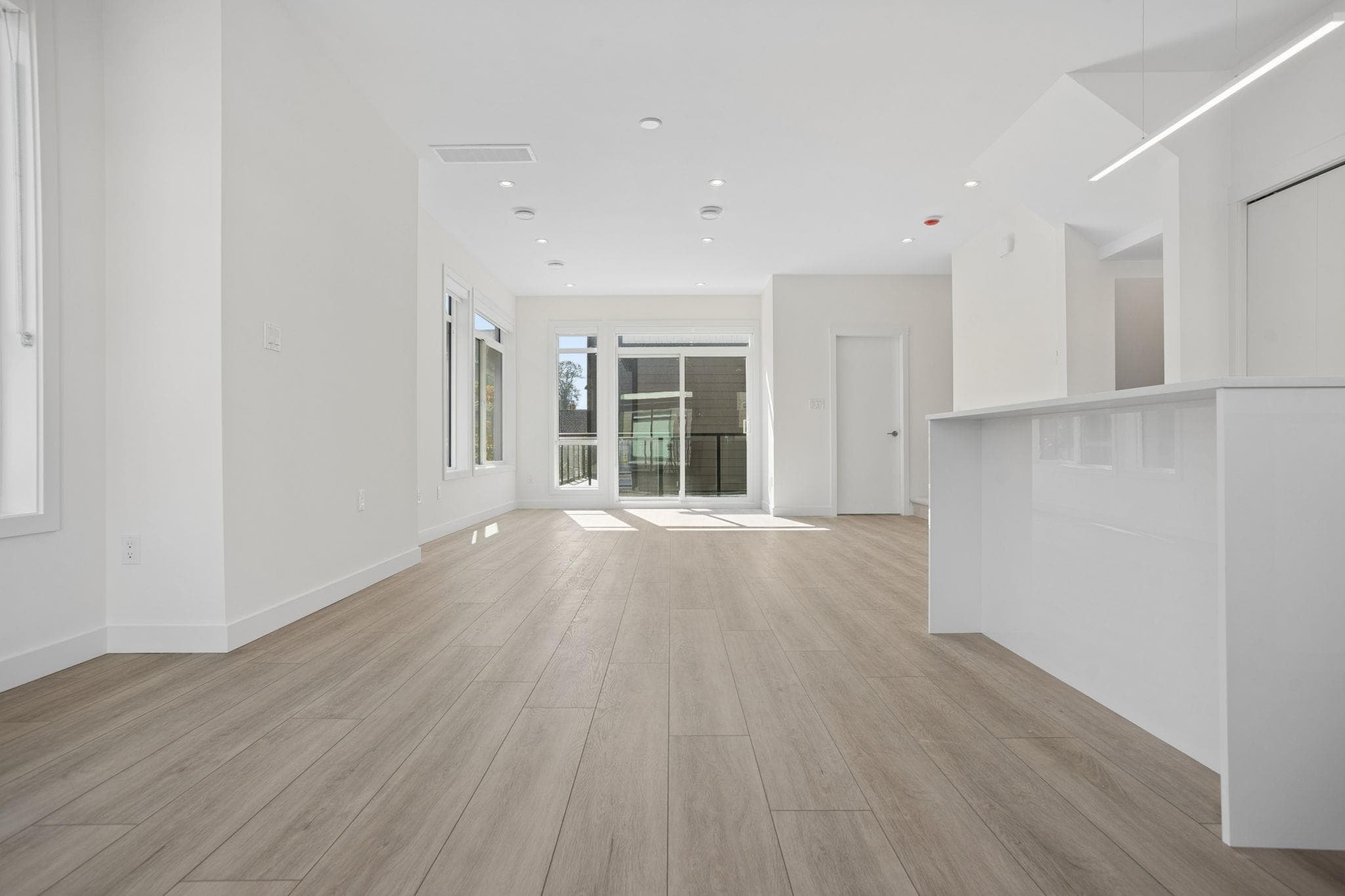 33 - 4337 Boundary Road, Richmond, V6V 1S8 — photo 5