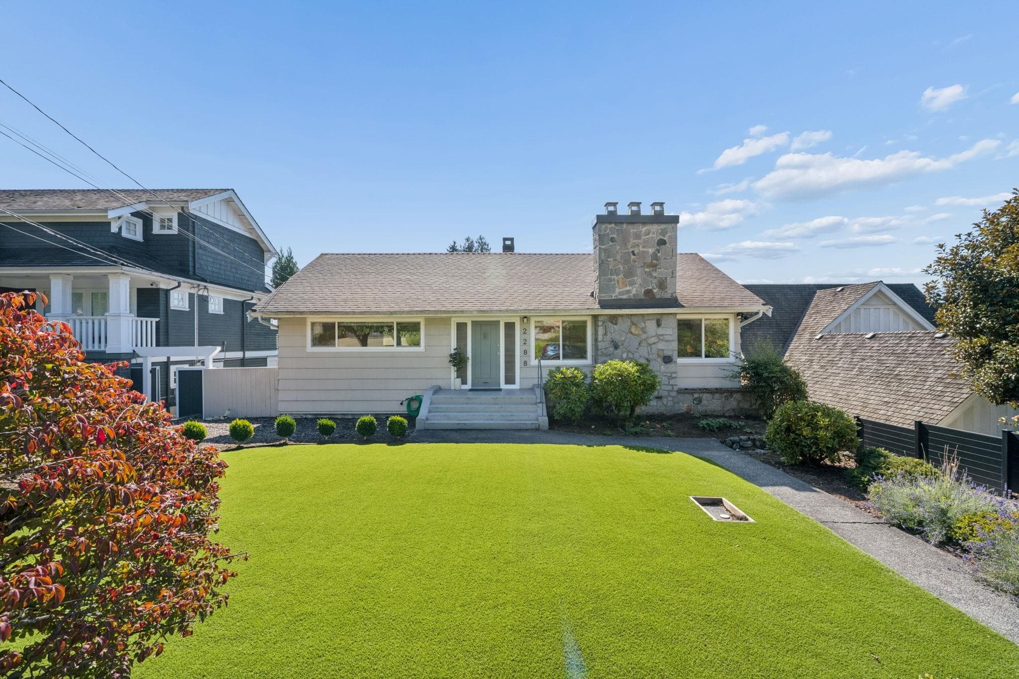 2288 Kings Avenue, West Vancouver, V7V 2C2 — photo 1