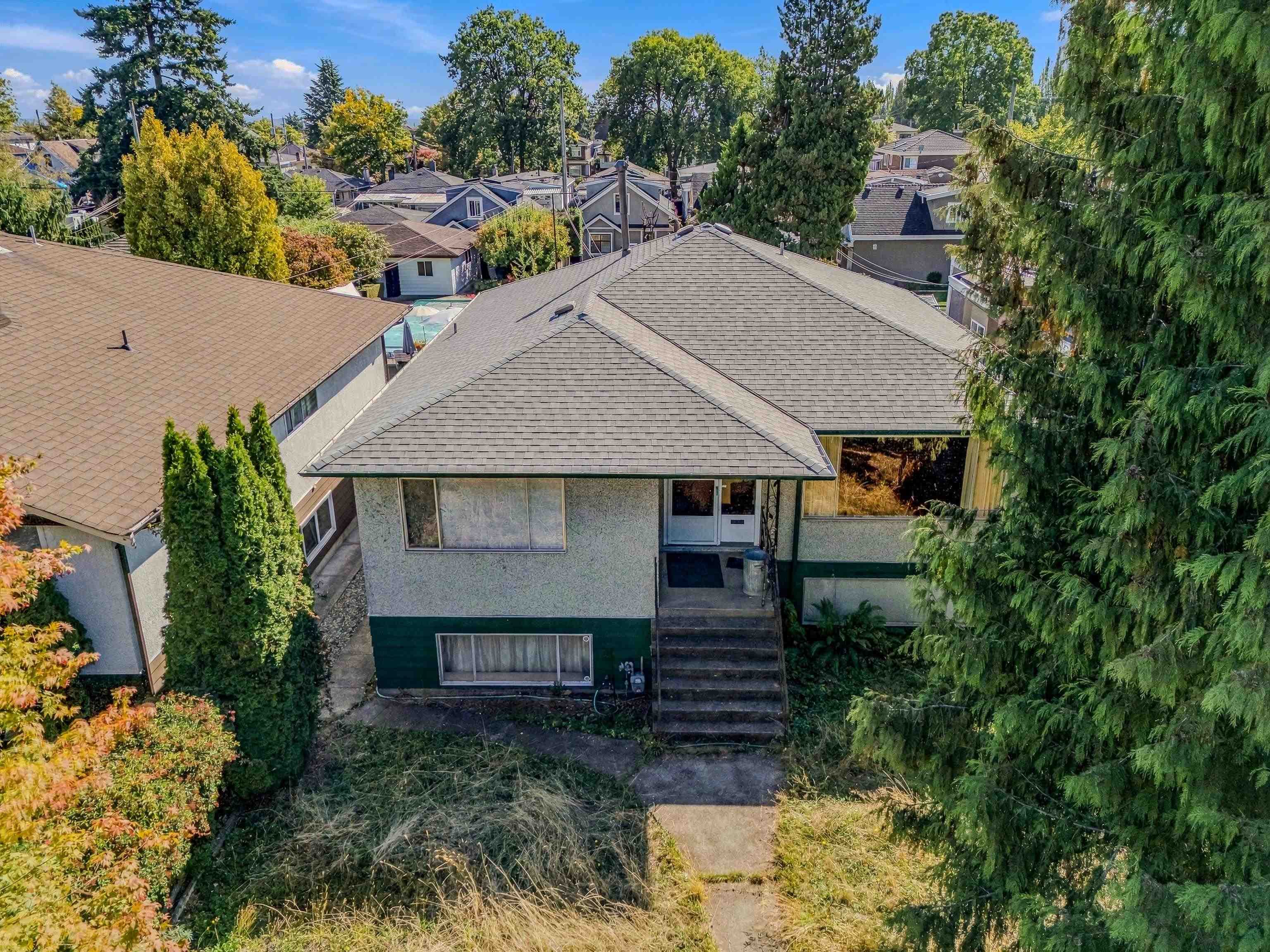 1154 E 53rd Avenue, Vancouver, V5X 1J8 — photo 1