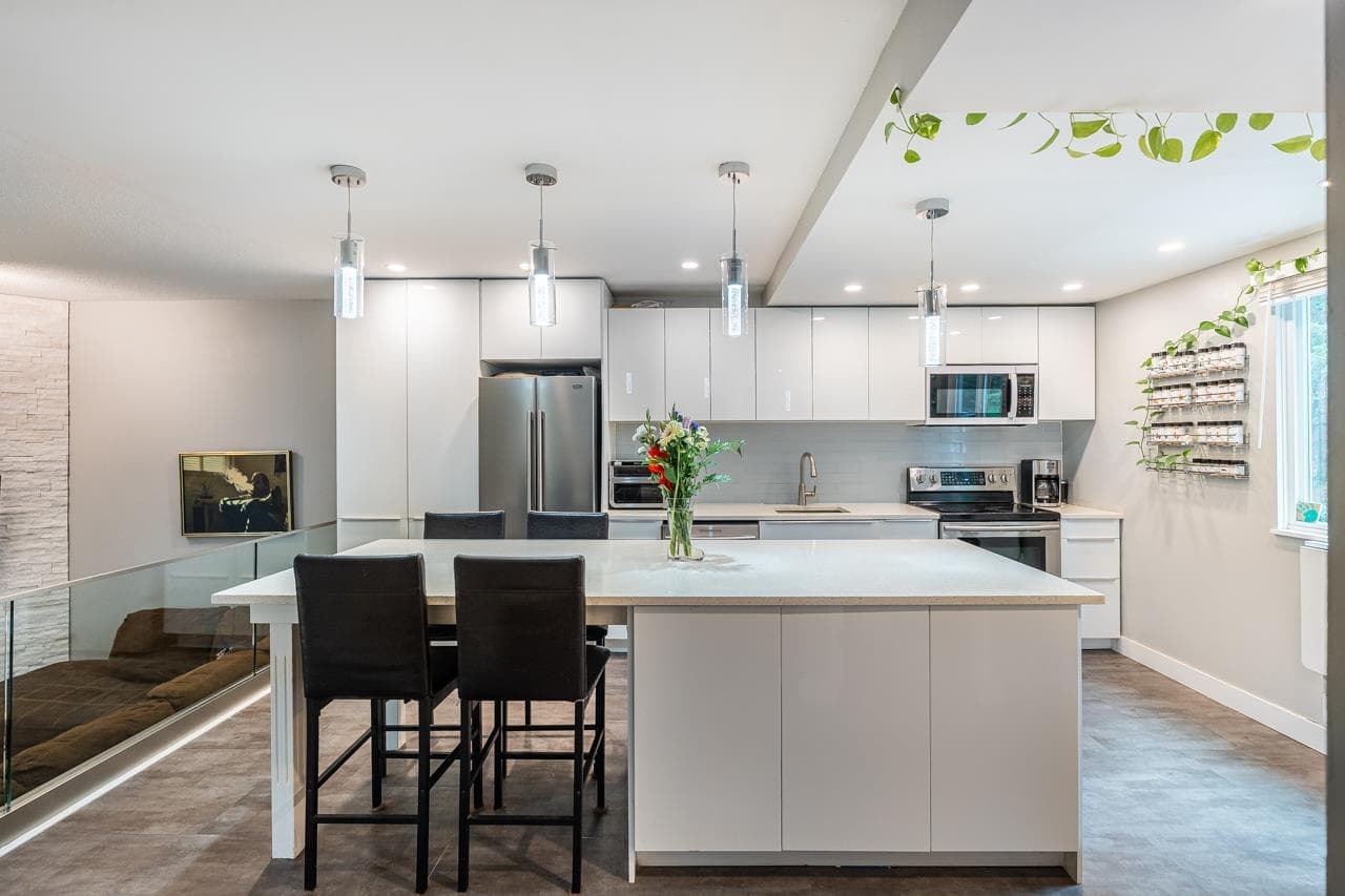 46 - 1240 Falcon Drive, Coquitlam, V3E 2B4 — photo 4