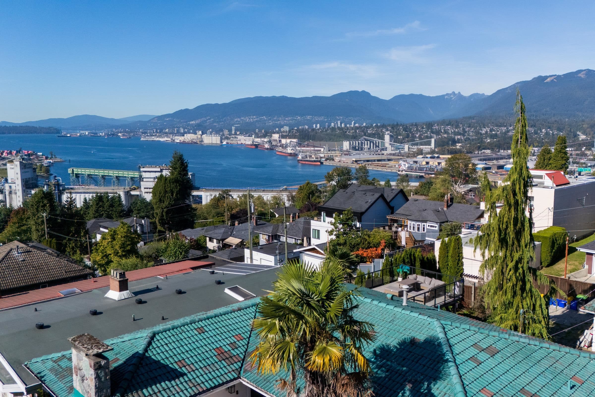 3681 Mcgill Street, Vancouver, V5K 1J3 — photo 4