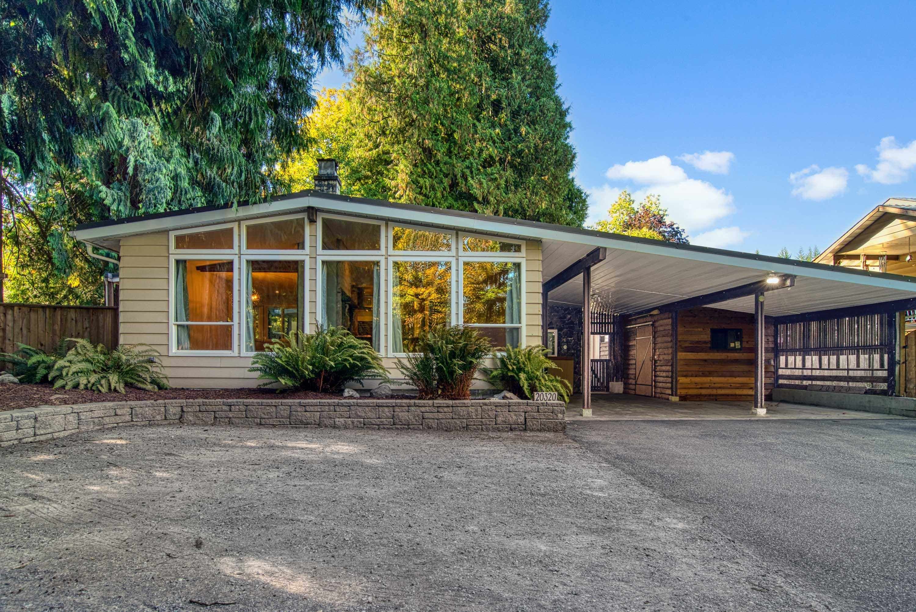 20320 Grade Crescent, Langley, V3A 4J7 — photo 1
