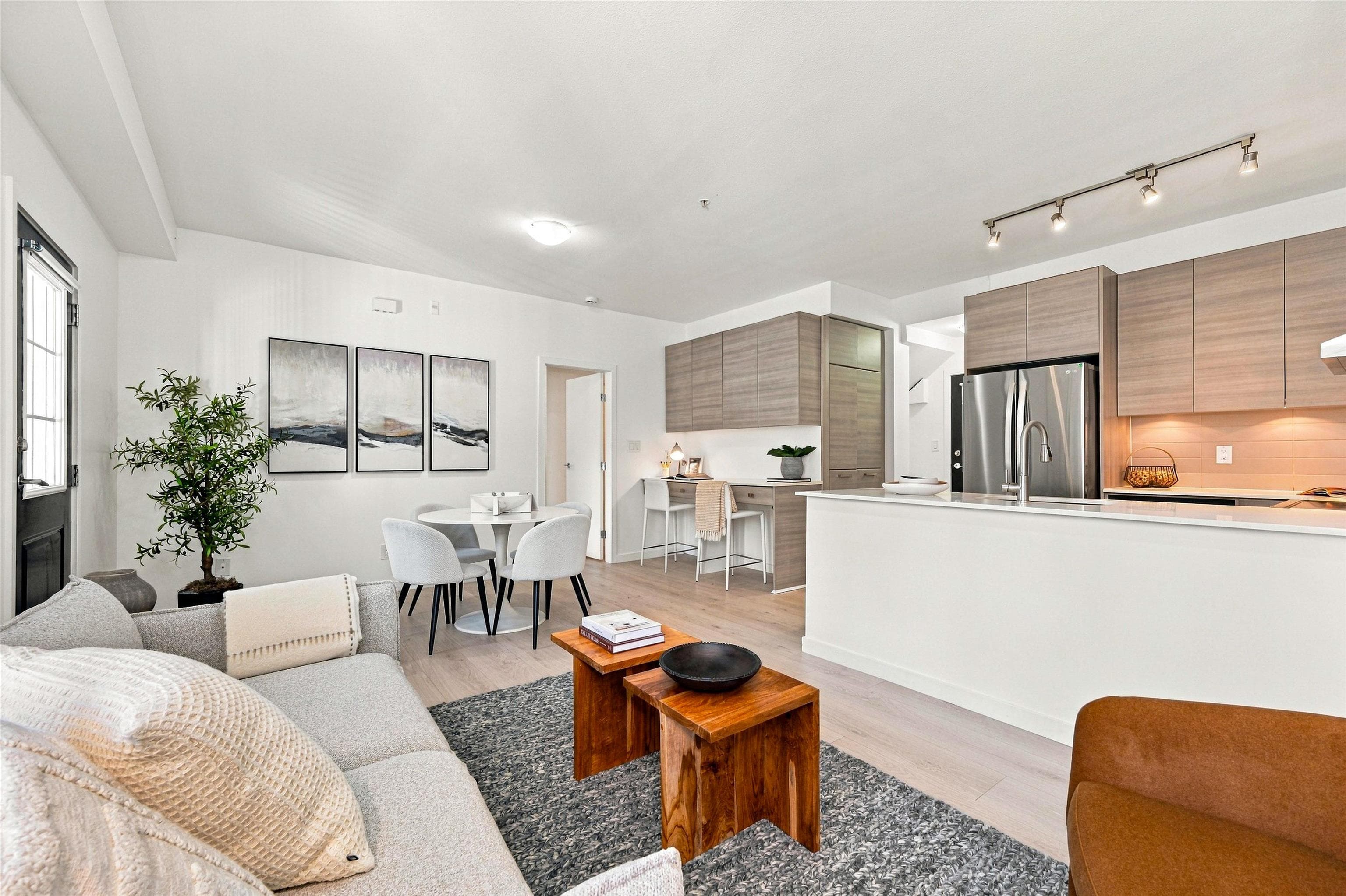 32 - 6965 Hastings Street, Burnaby, V5B 1S9 — photo 5