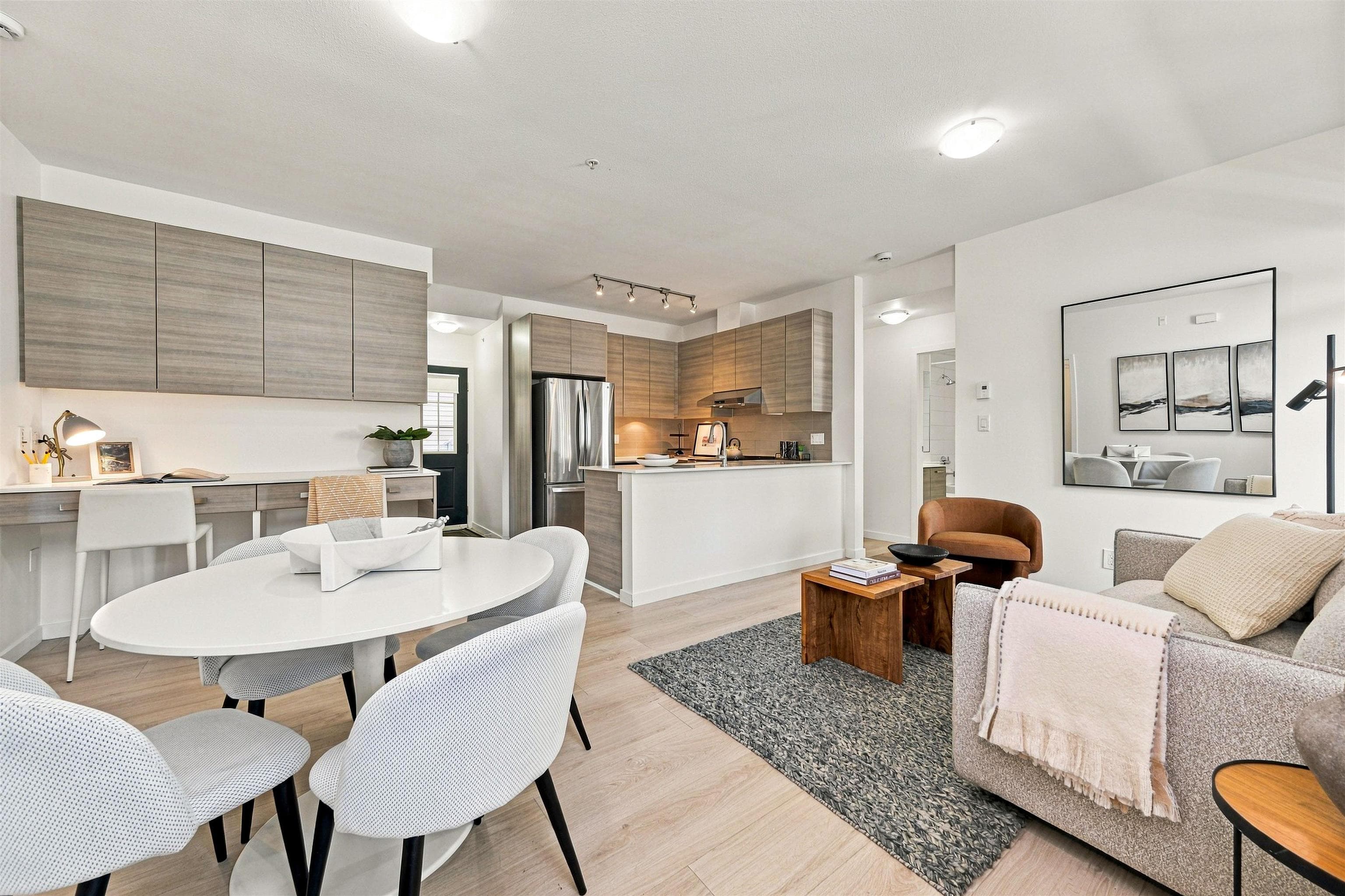 32 - 6965 Hastings Street, Burnaby, V5B 1S9 — photo 4