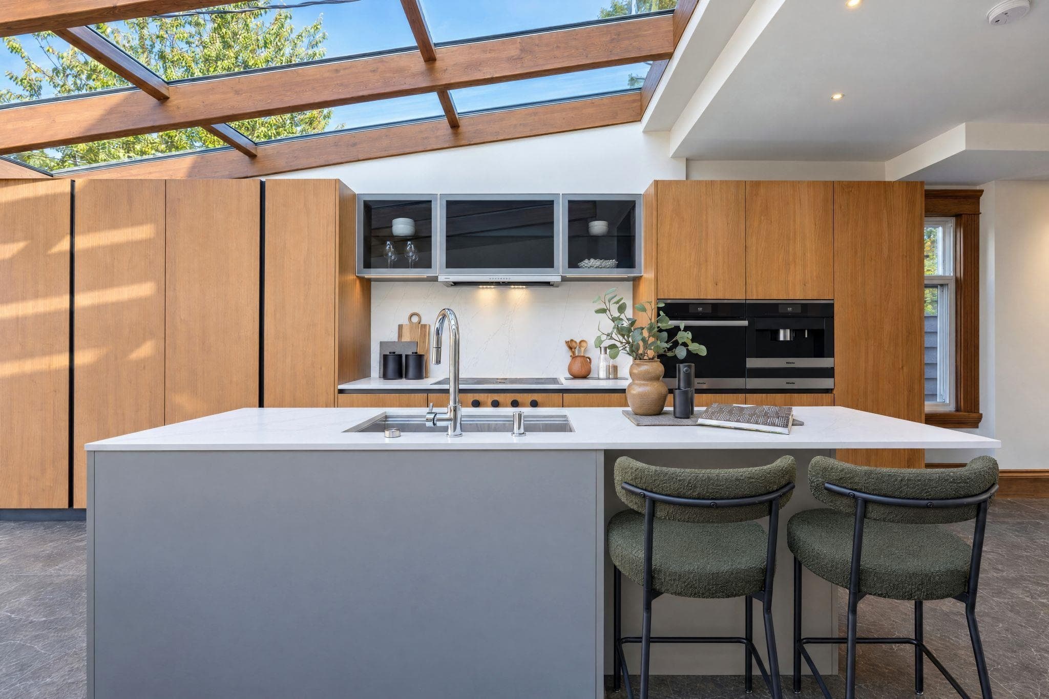 647 Prior Street, Vancouver, V6A 2G7 — photo 3