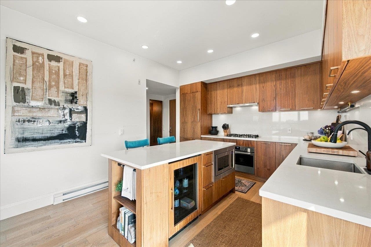 602 - 2550 Garden Drive, Vancouver, V5N 4X6 — photo 3