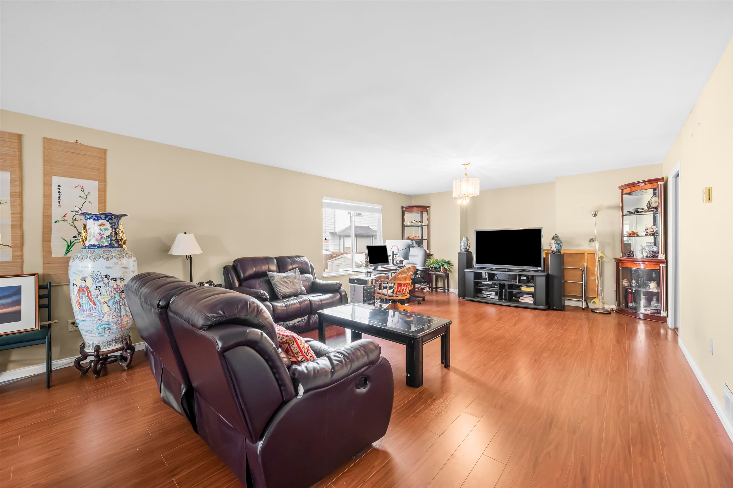 6012 124 Street, Surrey, V3X 2C6 — photo 4