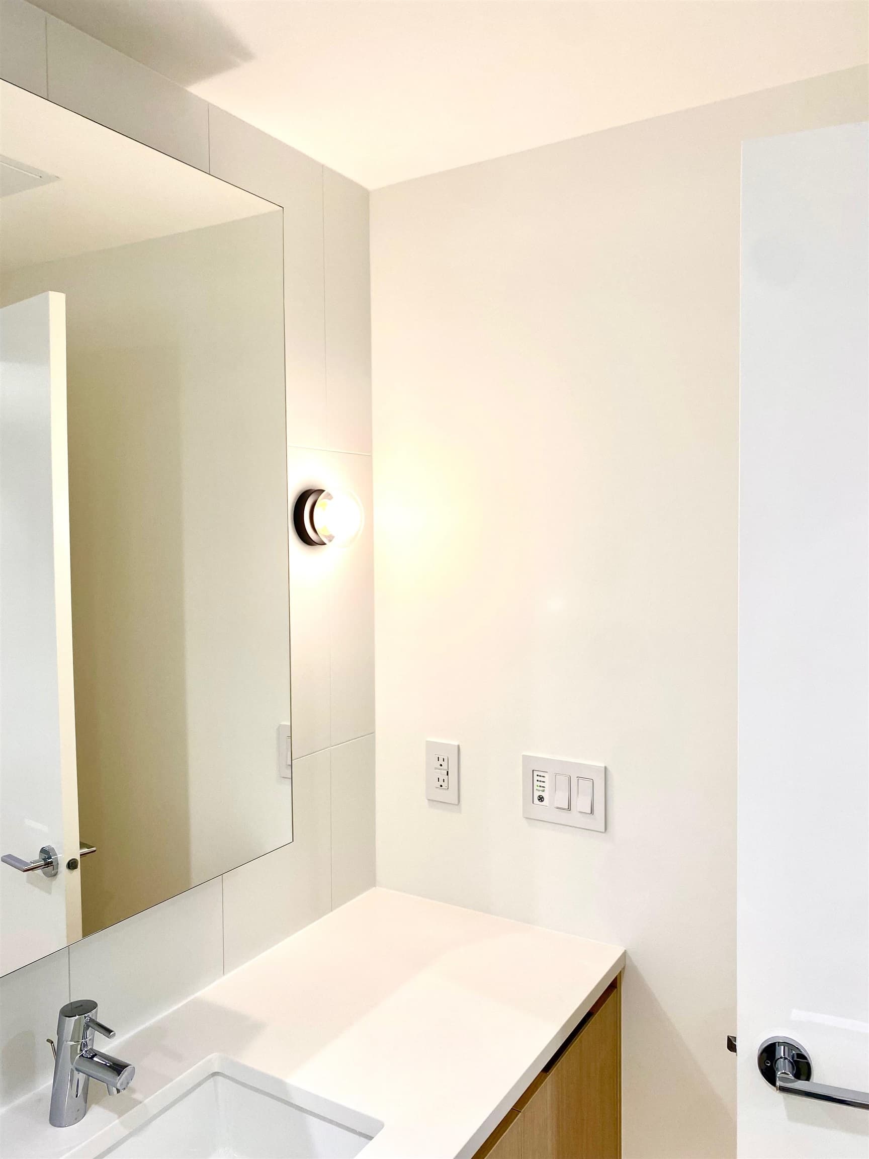 202 - 588 Harrison Drive, Coquitlam, V3J 3Z6 — photo 5