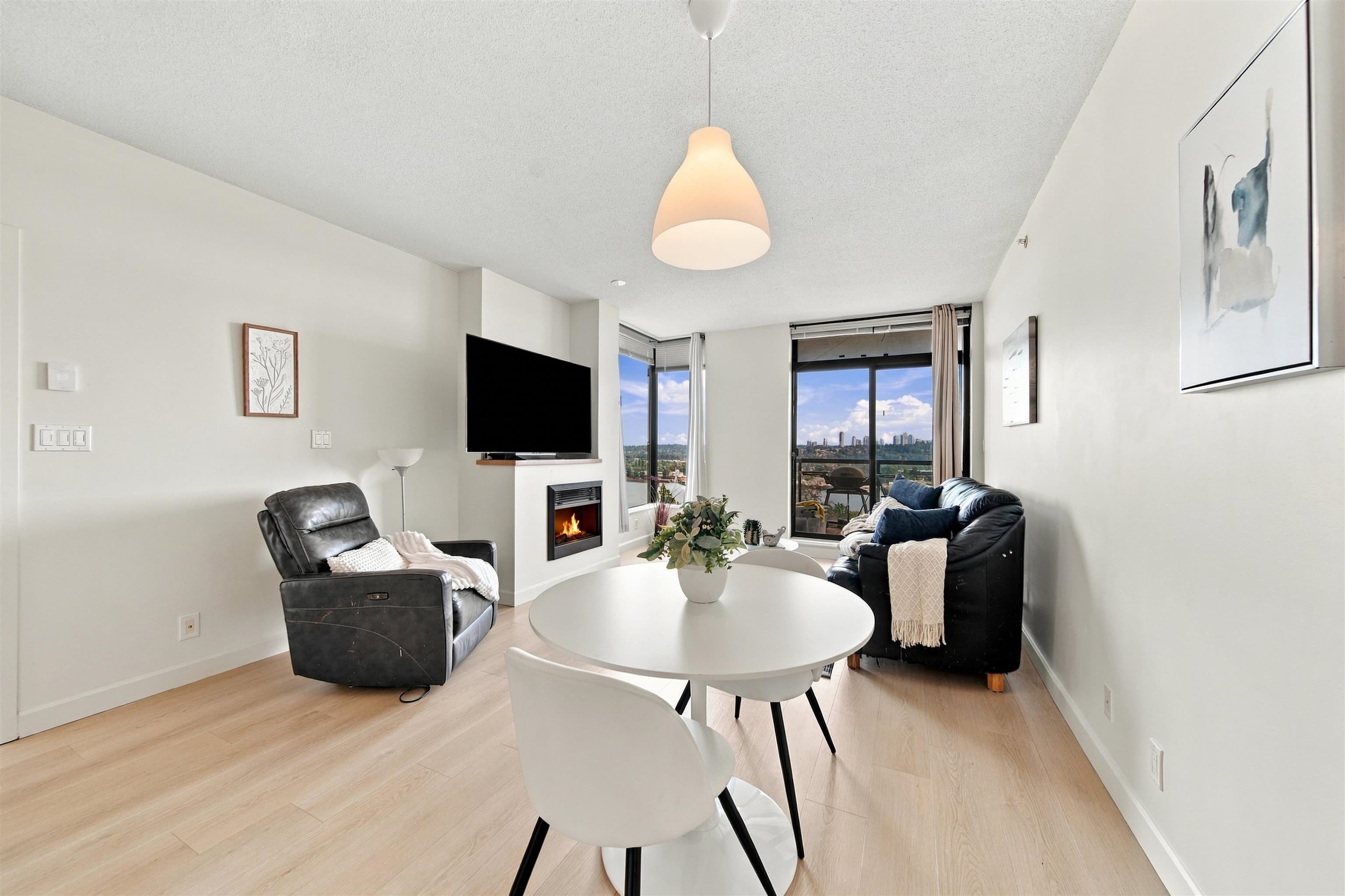 903 - 15 E Royal Avenue, New Westminster, V3L 0A9 — photo 3