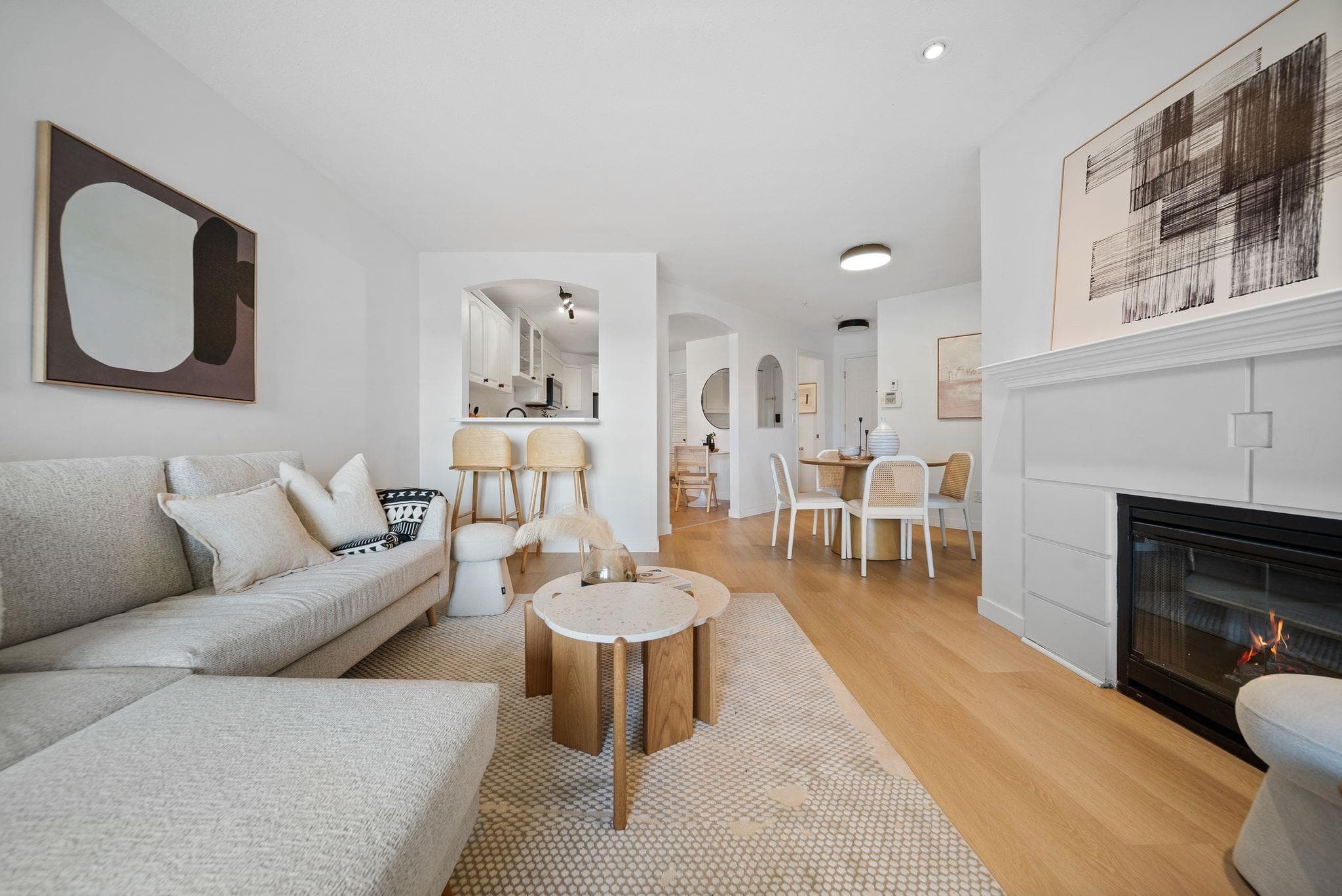 422 - 12931 Railway Avenue, Richmond, V7E 6M5 — photo 1