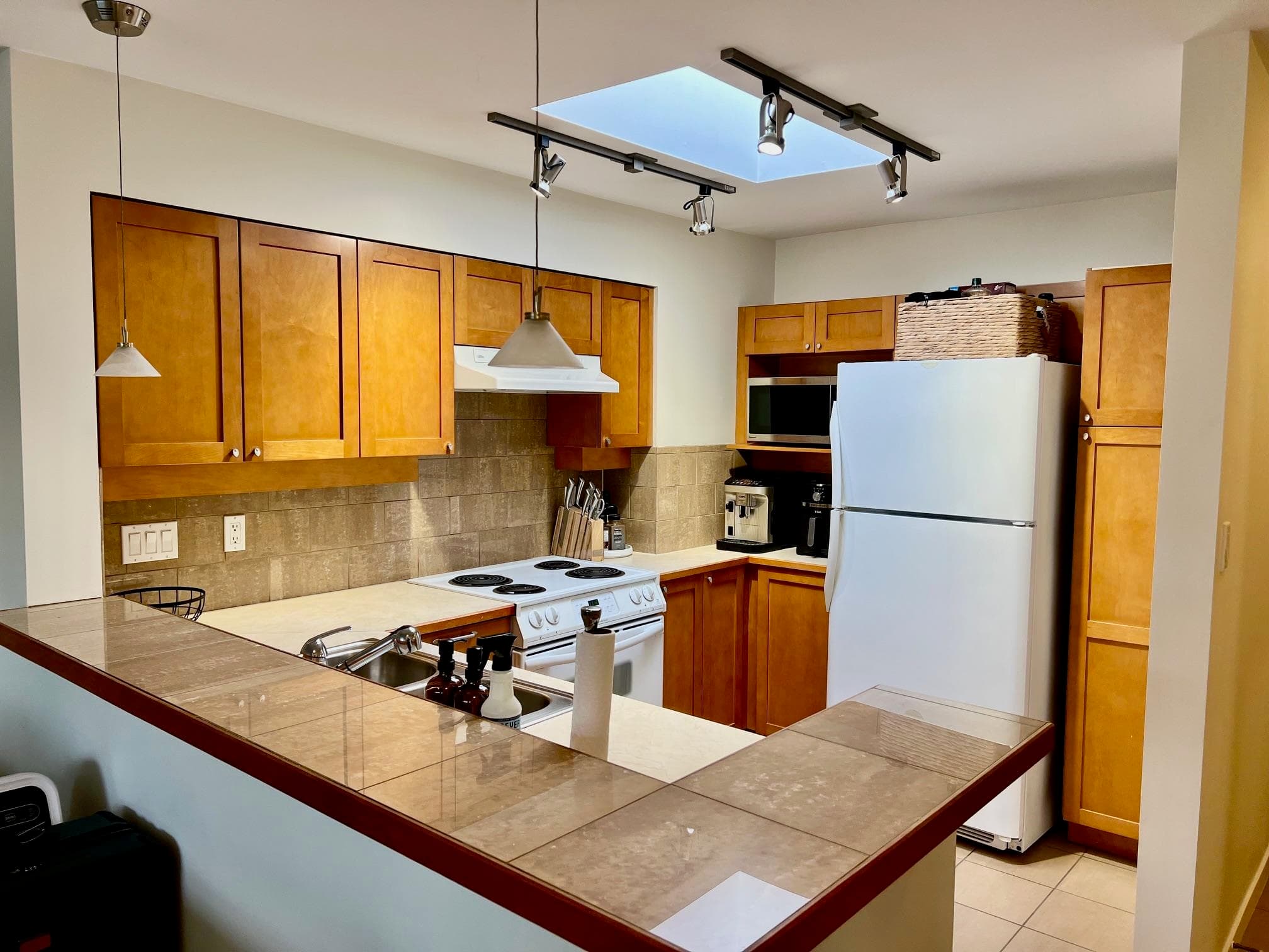408 - 3580 W 41st Avenue, Vancouver, V6N 3E6 — photo 1