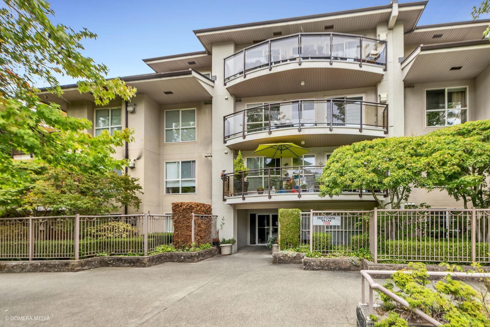 315 - 7505 138 Street, Surrey, V3W 0W6 — photo 1