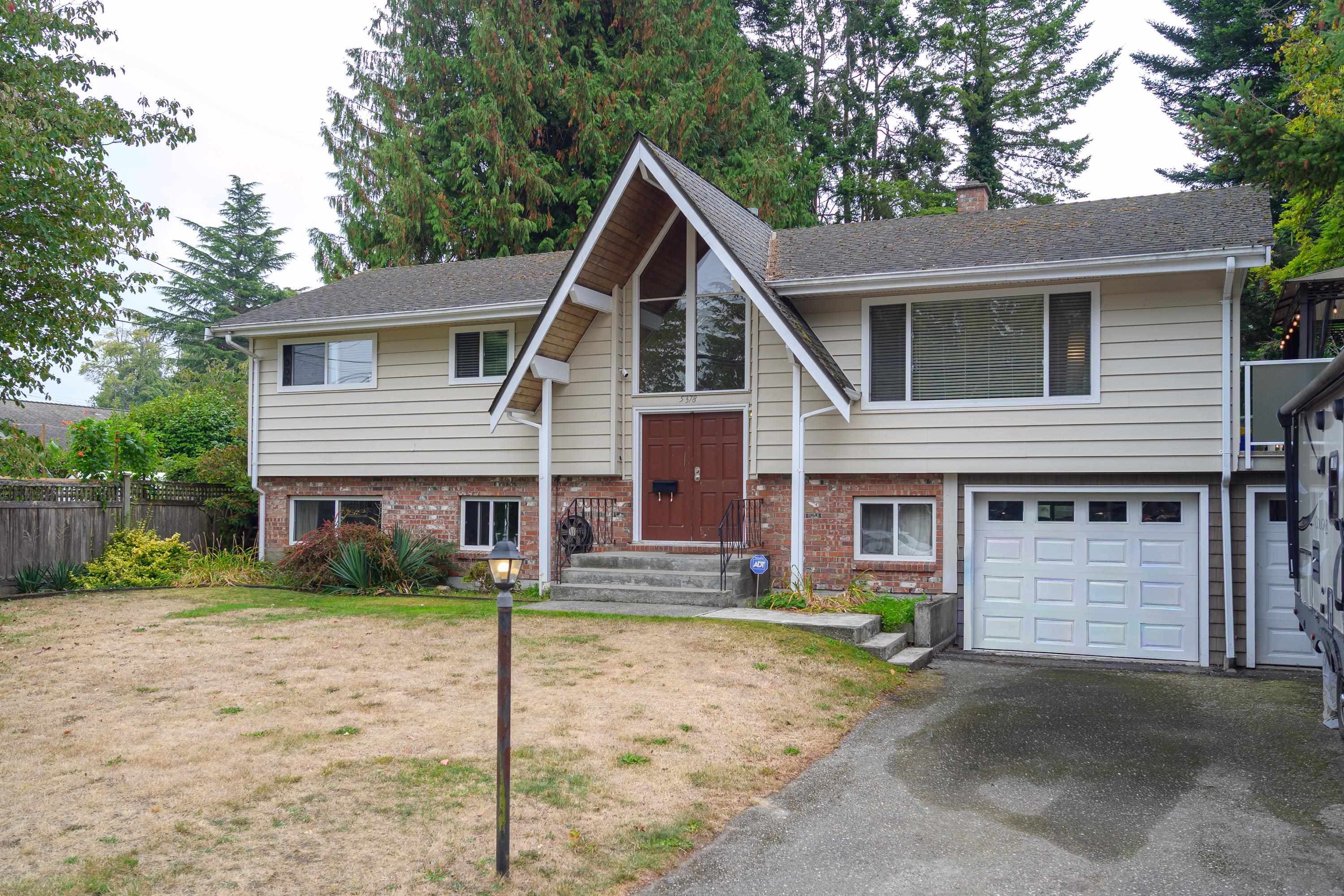 5378 4th Avenue, Tsawwassen, V4M 1G9 — photo 1