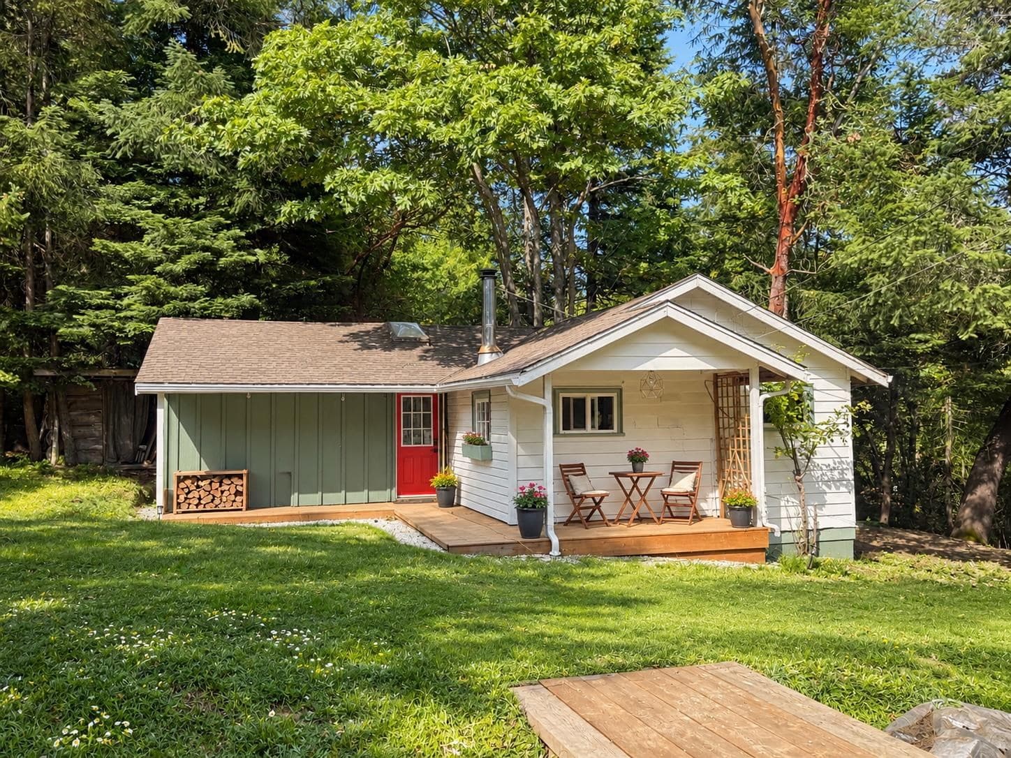 172B Burrill Road, Galiano Island, V0N 1P0 — photo 1