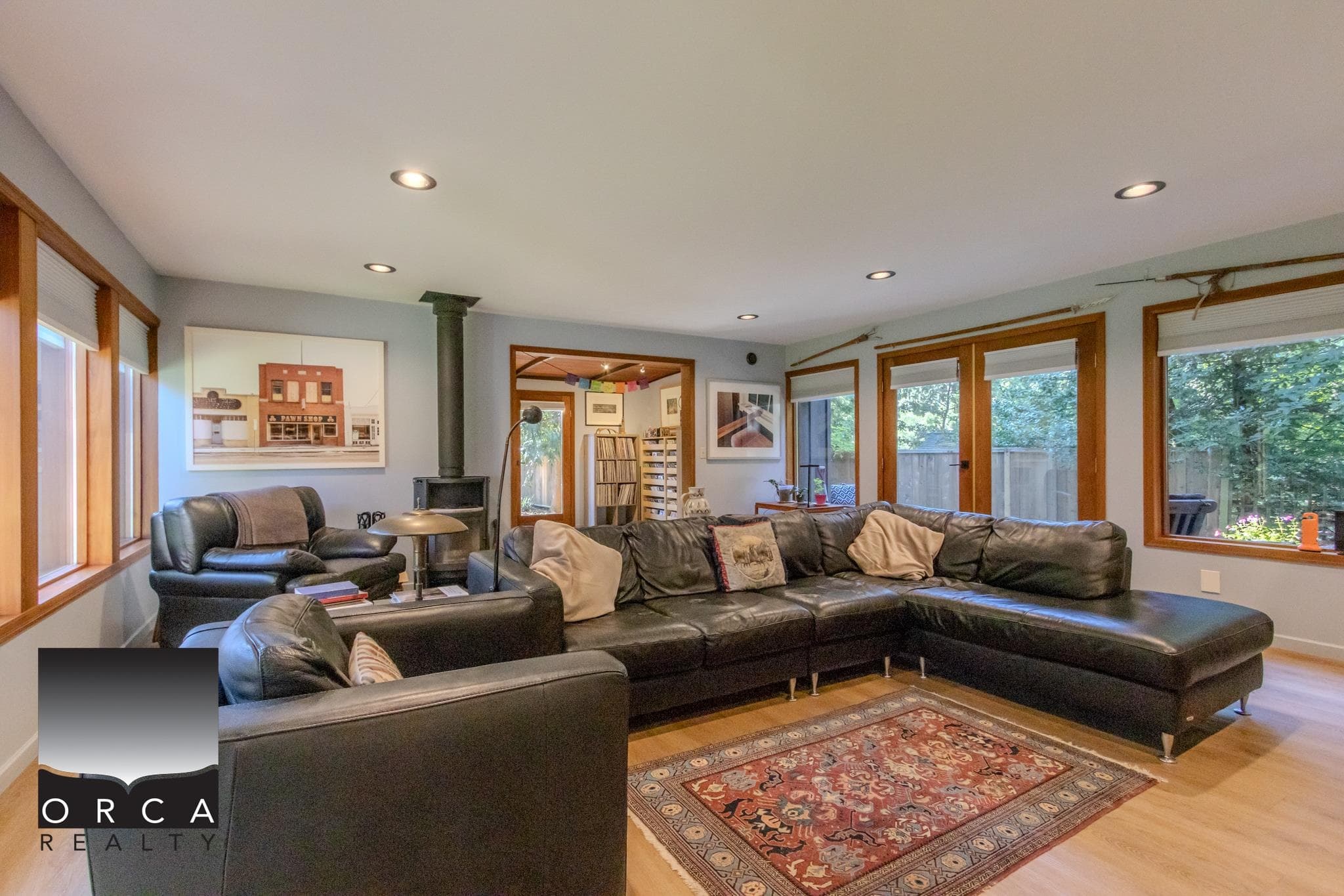 496 Melmore Road, Bowen Island, V0N 1G0 — photo 2