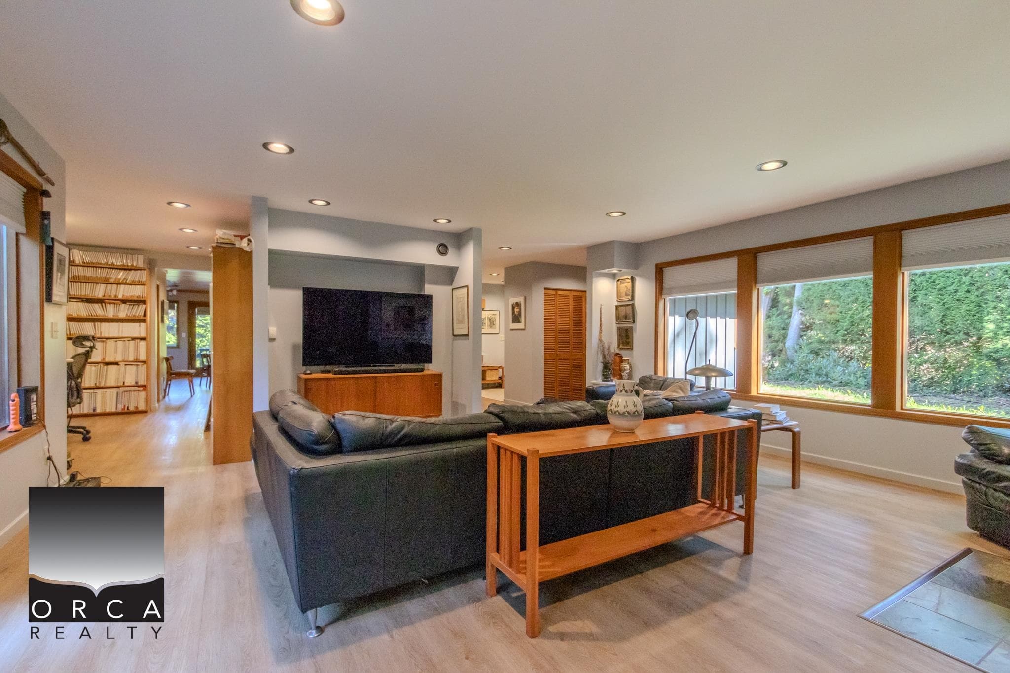 496 Melmore Road, Bowen Island, V0N 1G0 — photo 3
