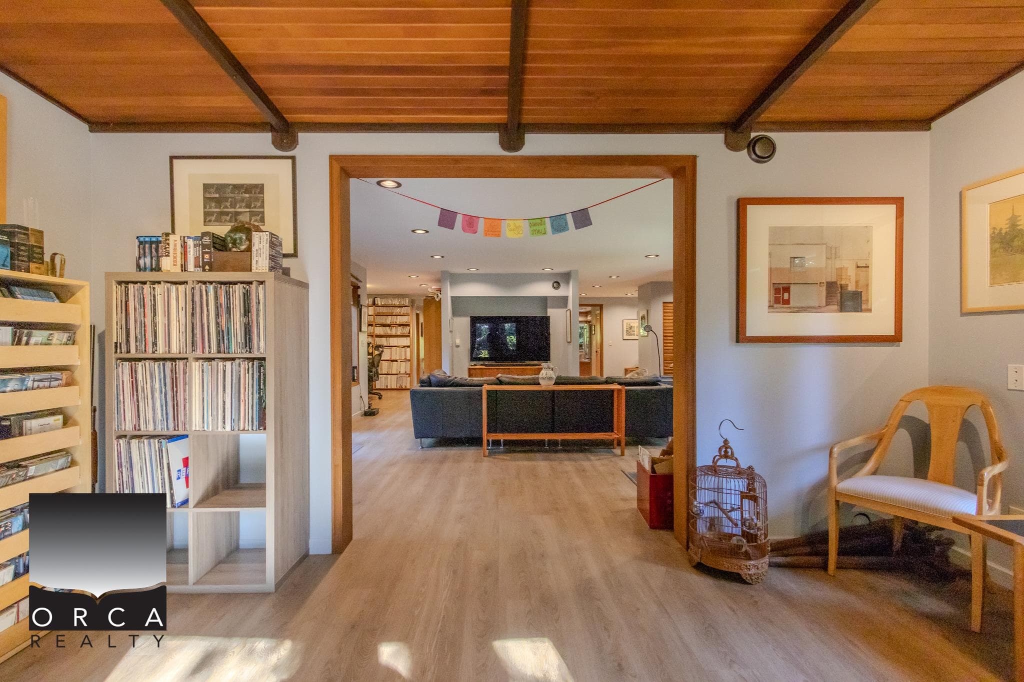 496 Melmore Road, Bowen Island, V0N 1G0 — photo 5