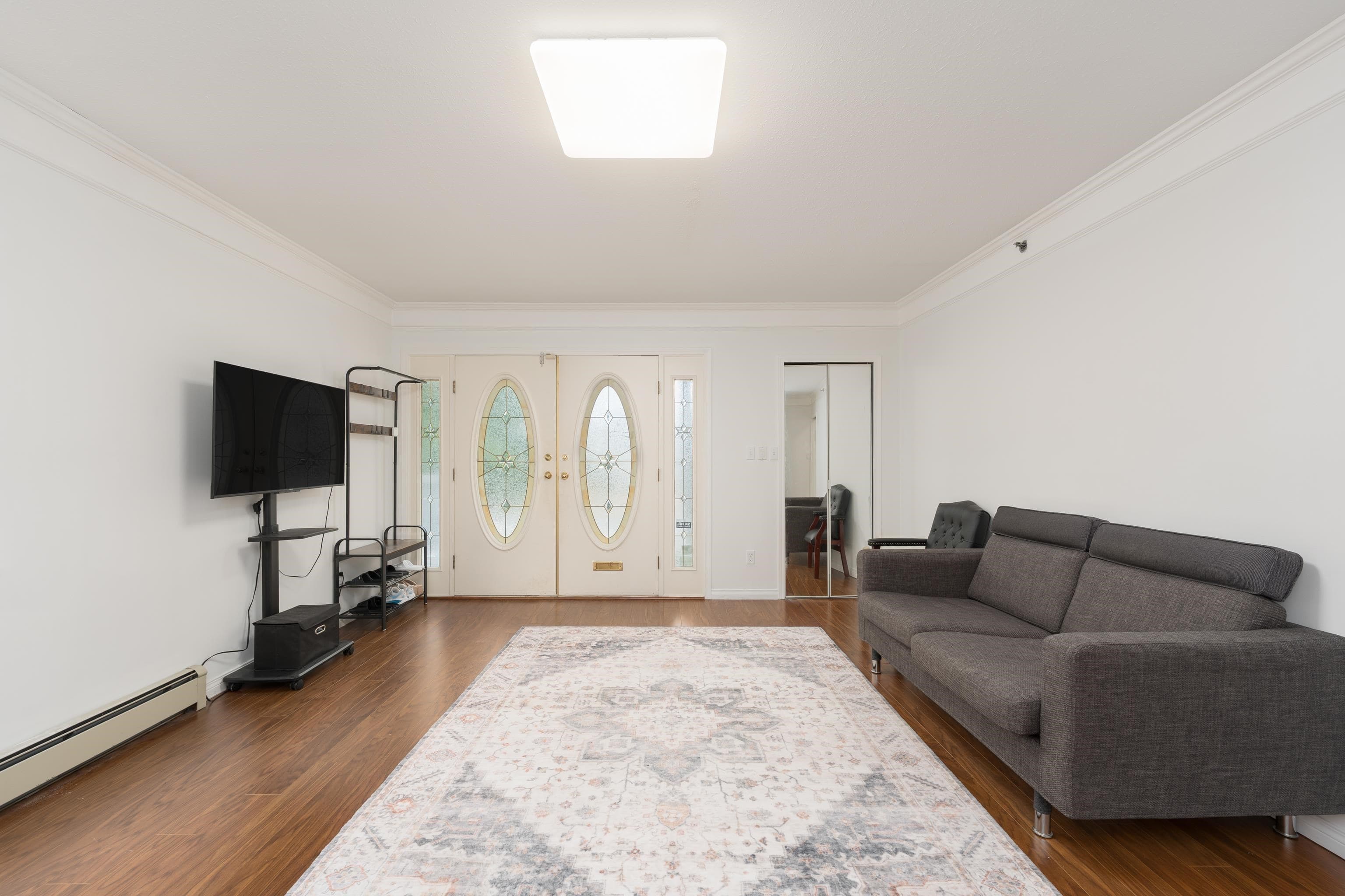 1038 E 51st Avenue, Vancouver, V5X 1E7 — photo 2