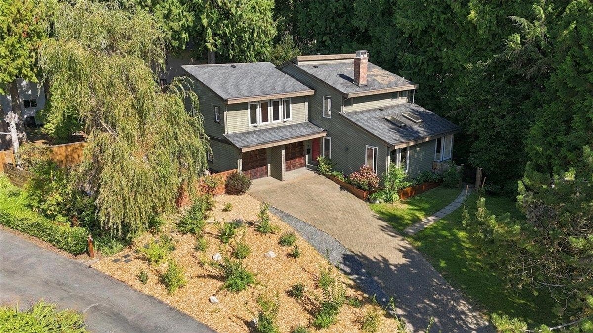 4151 Fircrest Place, North Vancouver